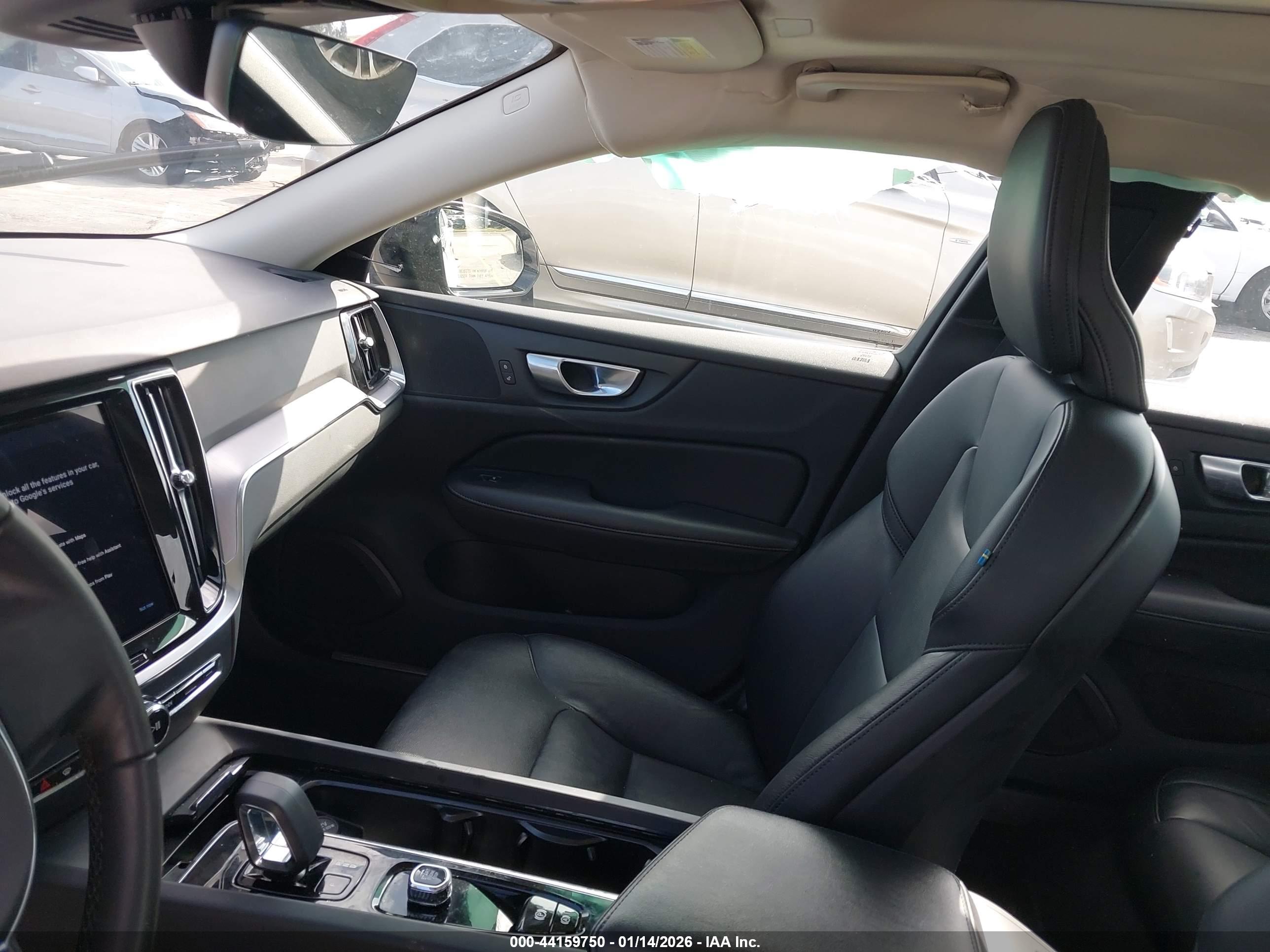 VOLVO S60 image 5