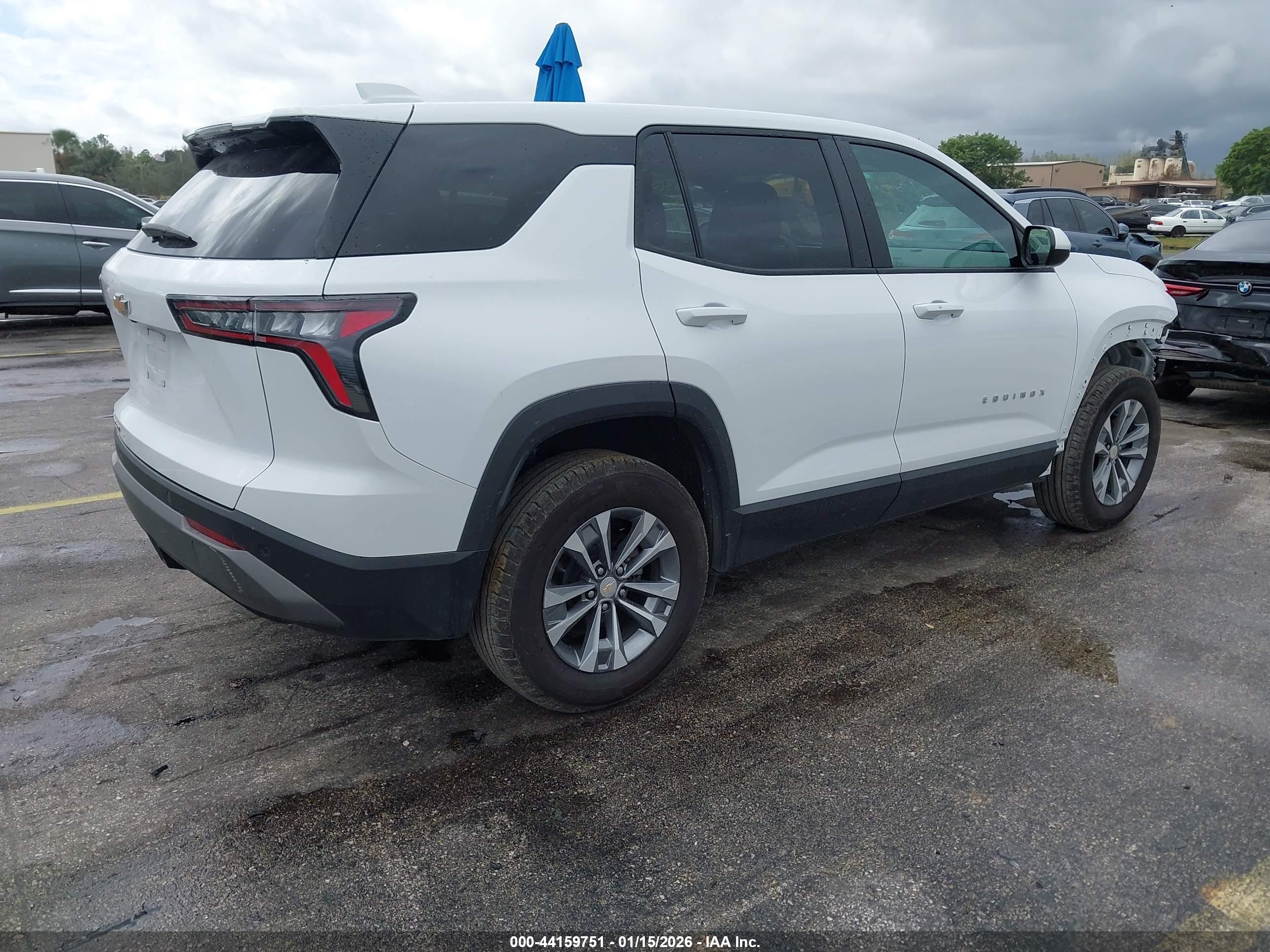 CHEVROLET EQUINOX image 4