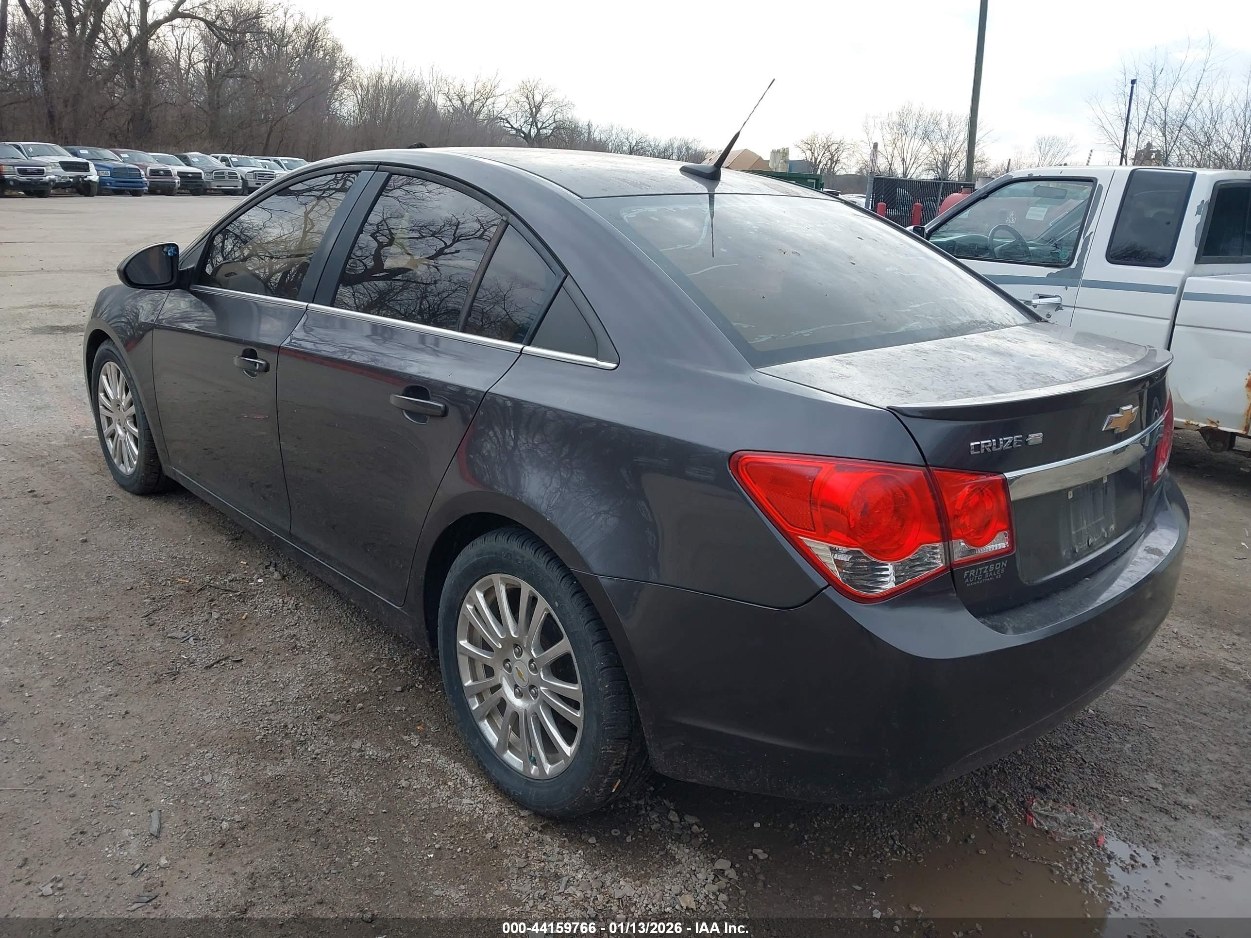 CHEVROLET CRUZE image 3