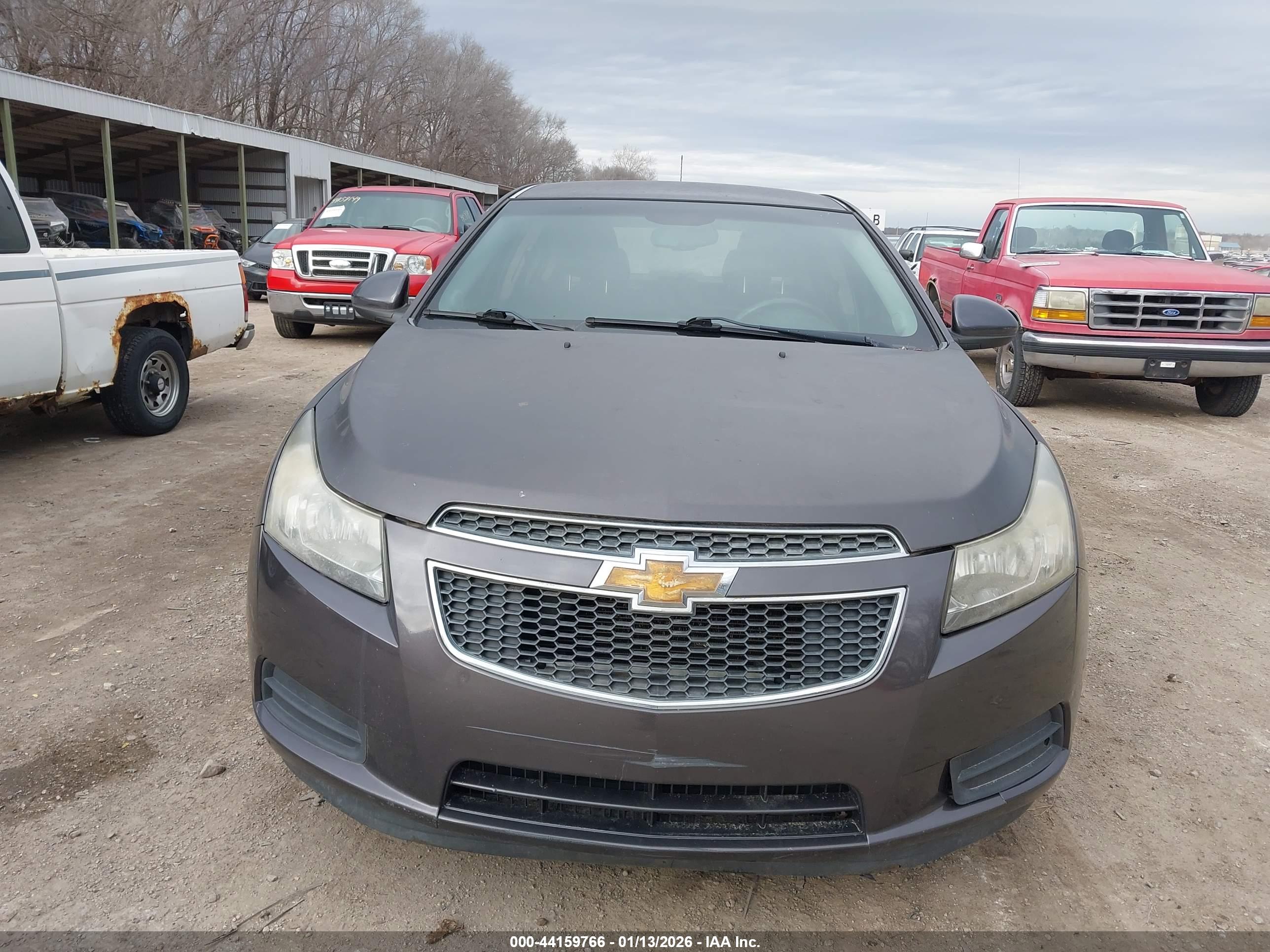 CHEVROLET CRUZE image 6