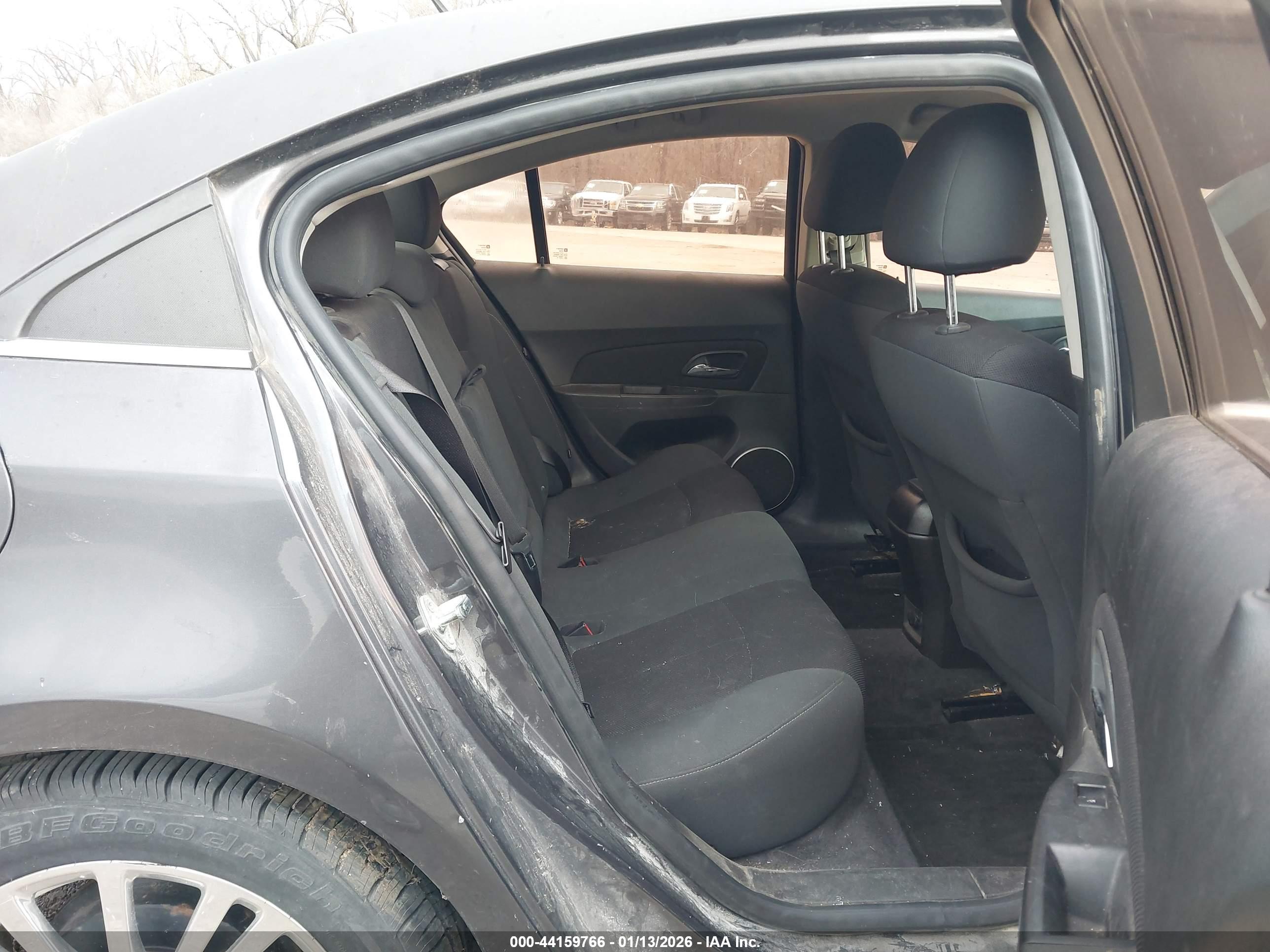 CHEVROLET CRUZE image 8