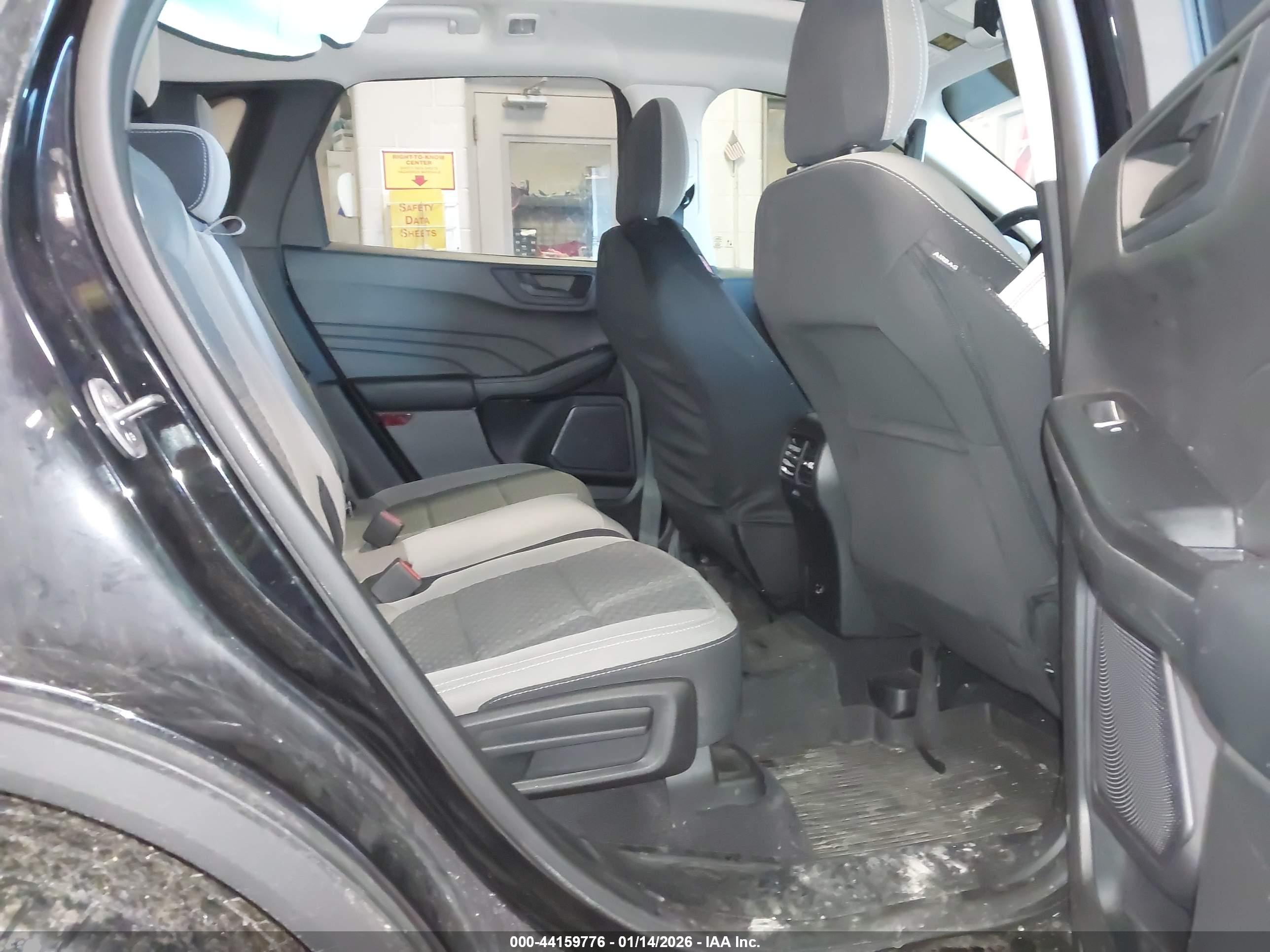 FORD ESCAPE image 8