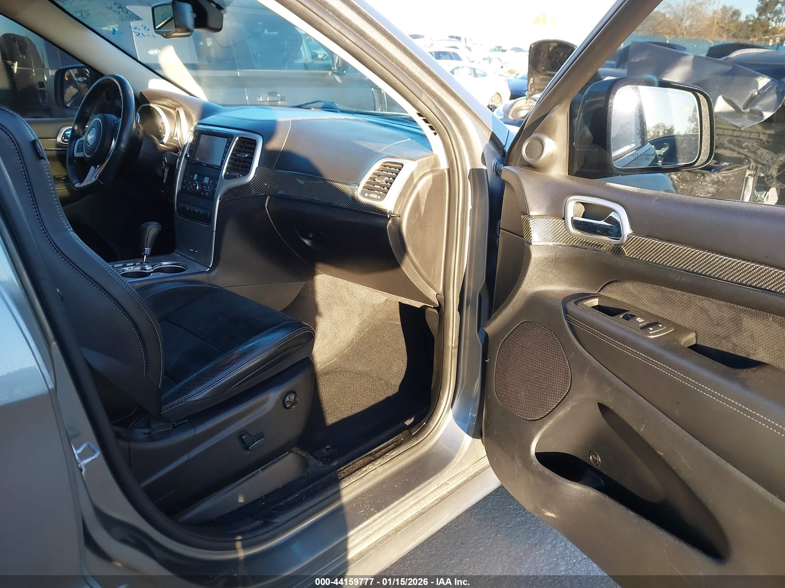 JEEP GRAND image 5