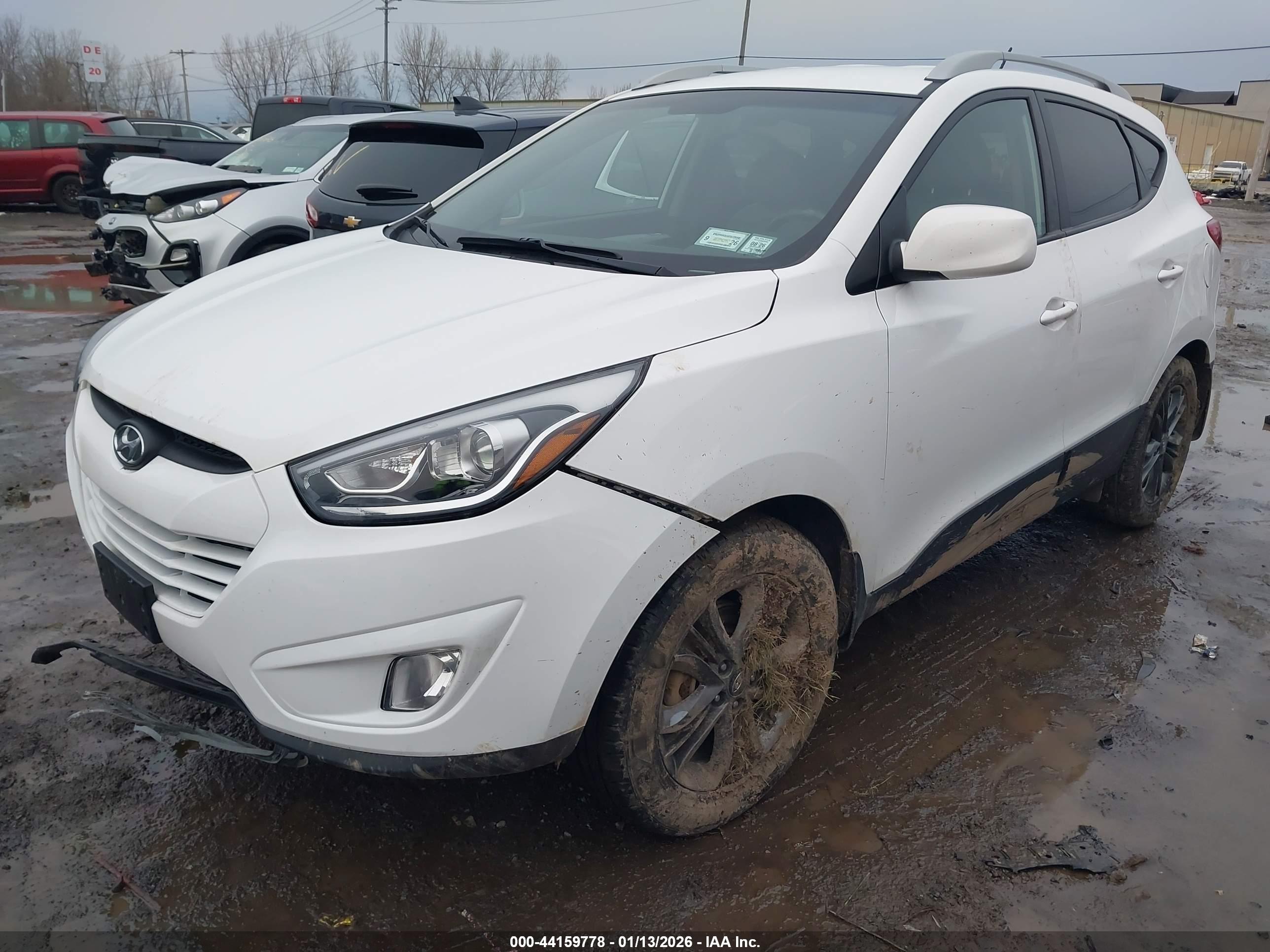 HYUNDAI TUCSON image 2