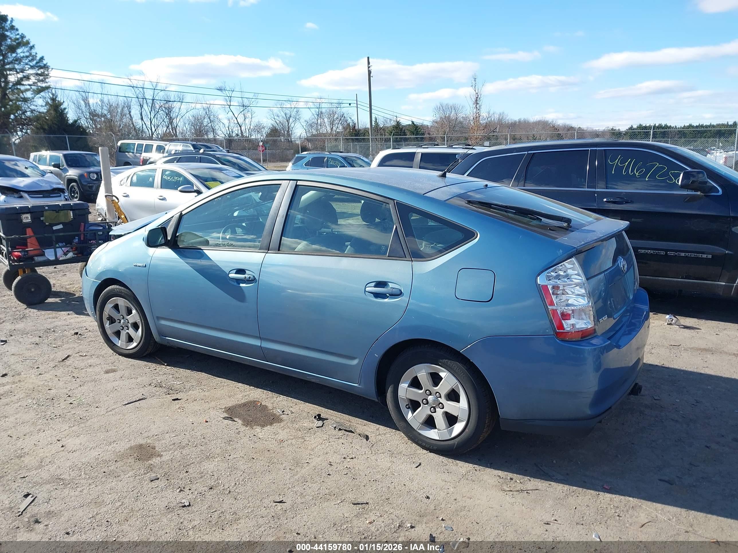 TOYOTA PRIUS image 3