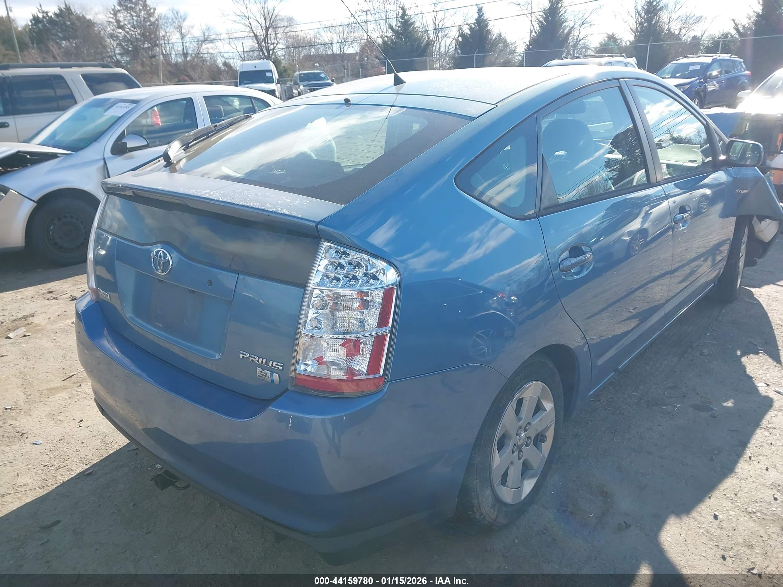 TOYOTA PRIUS image 4