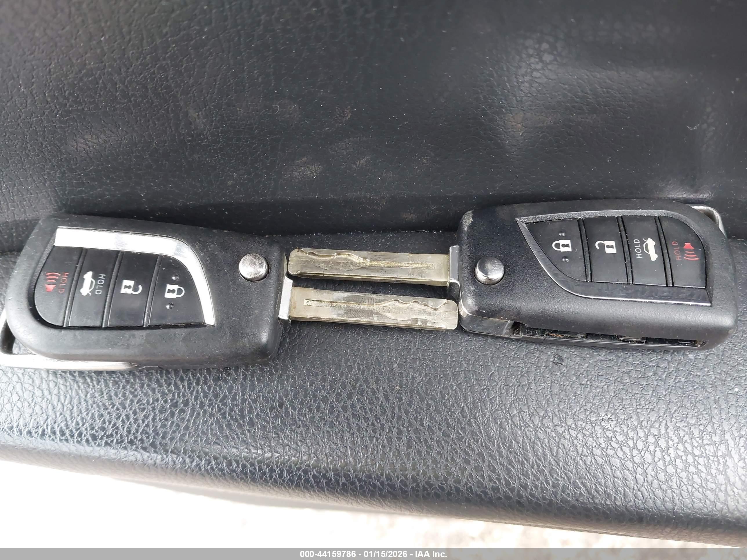 TOYOTA CAMRY image 11