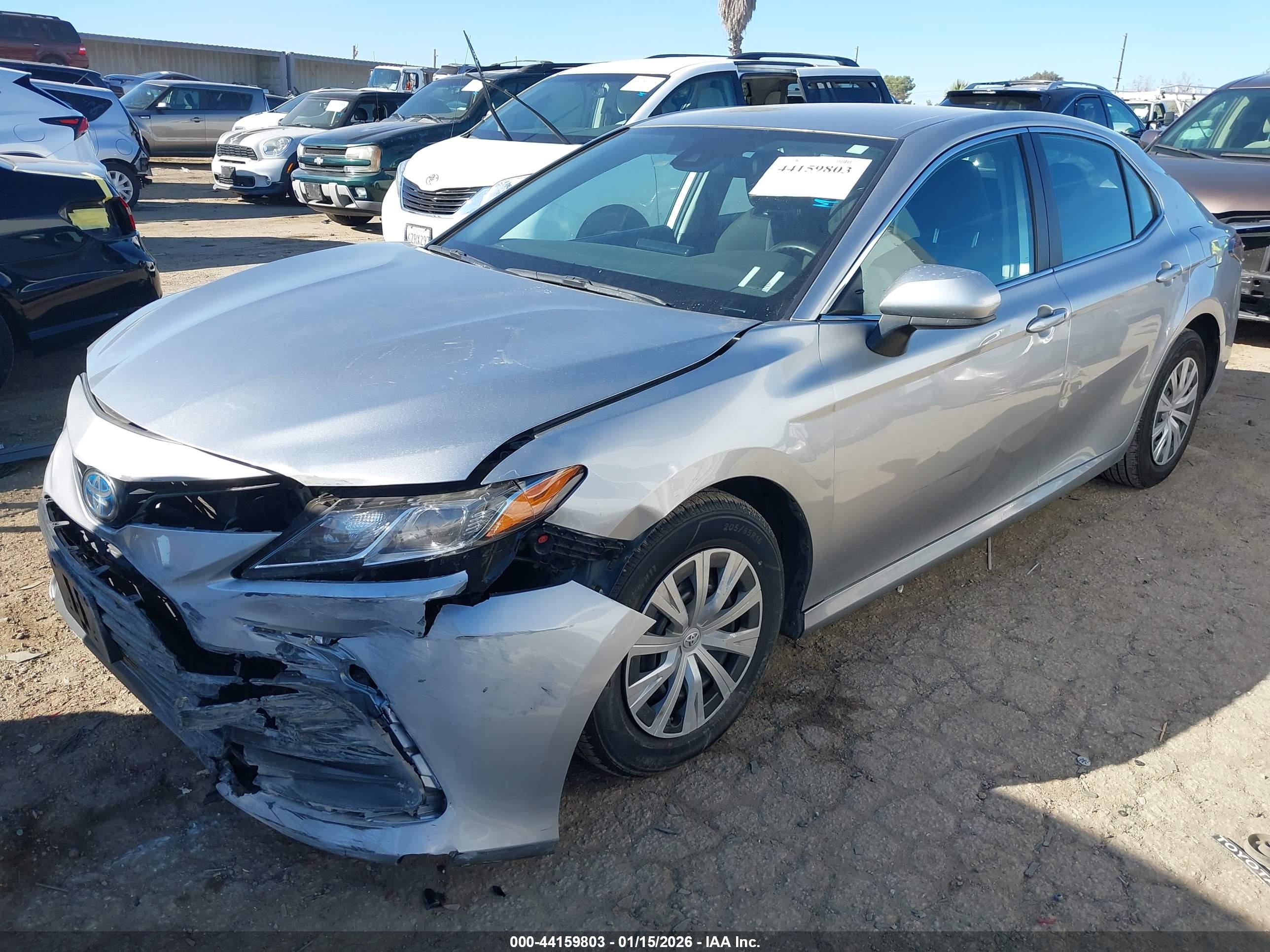 TOYOTA CAMRY image 2
