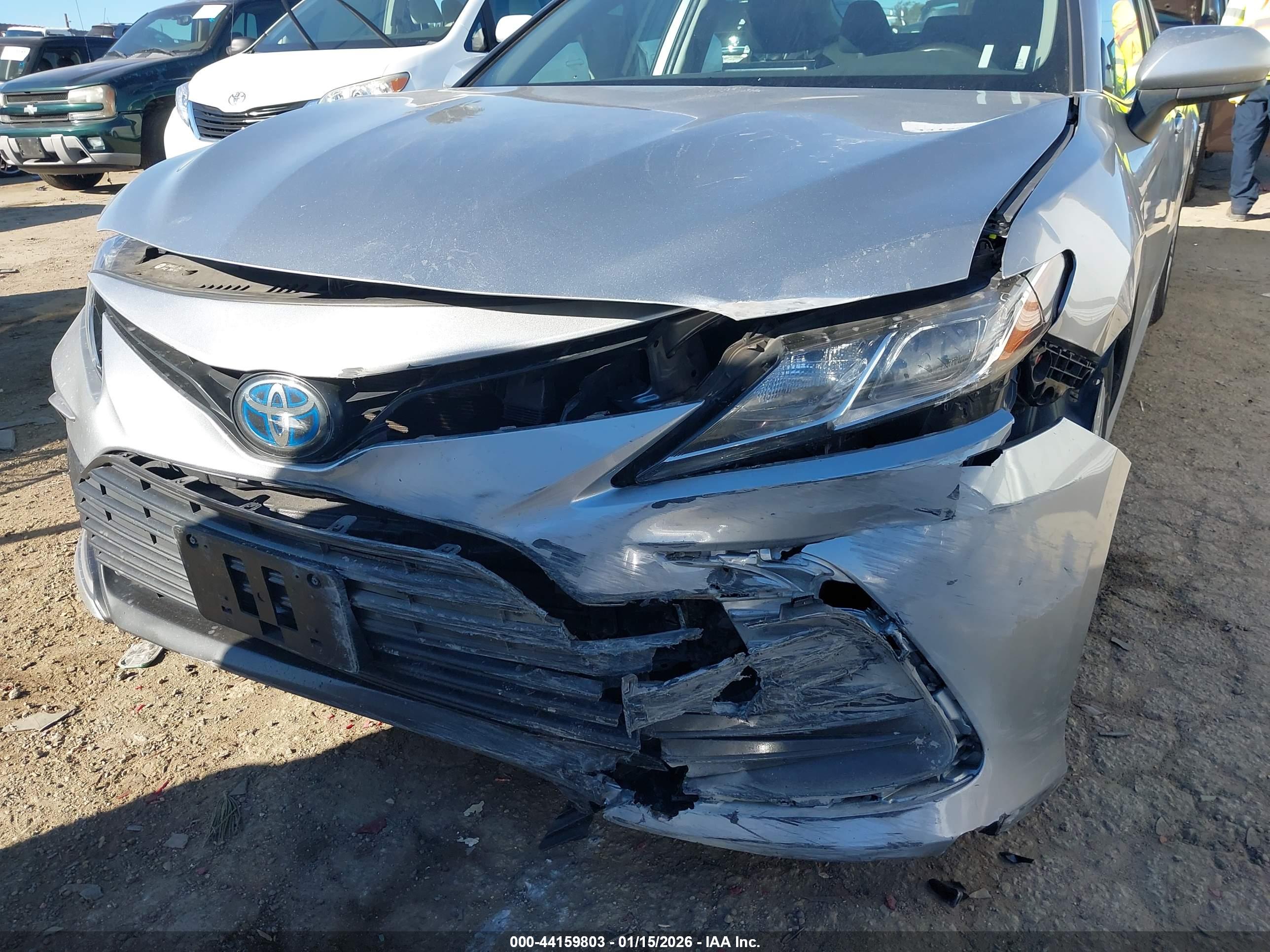 TOYOTA CAMRY image 6