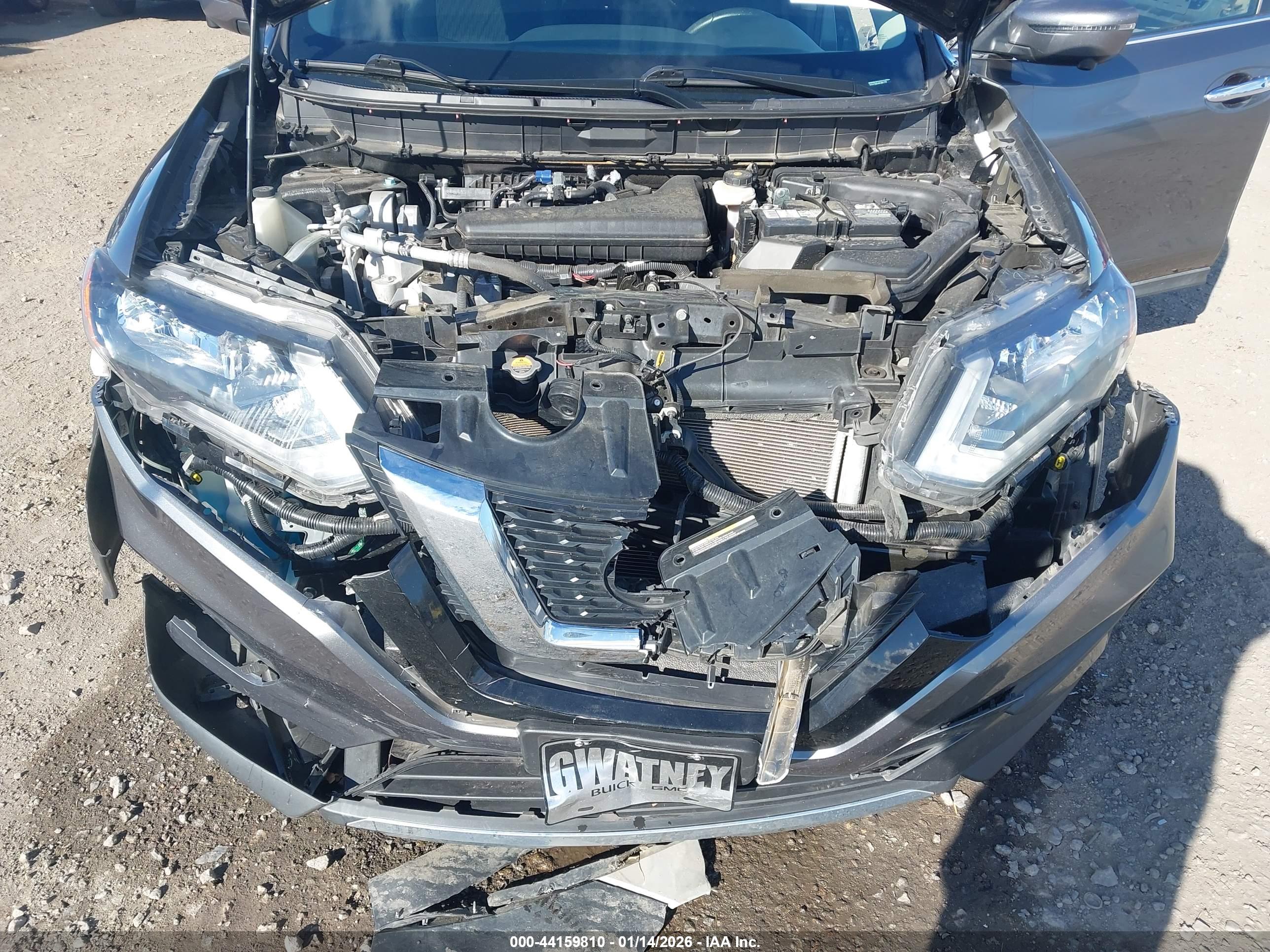 NISSAN ROGUE image 10