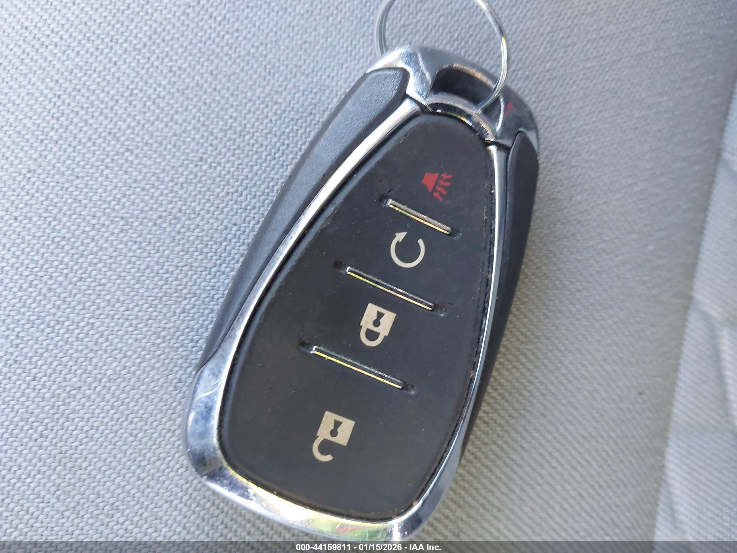 CHEVROLET EQUINOX image 11
