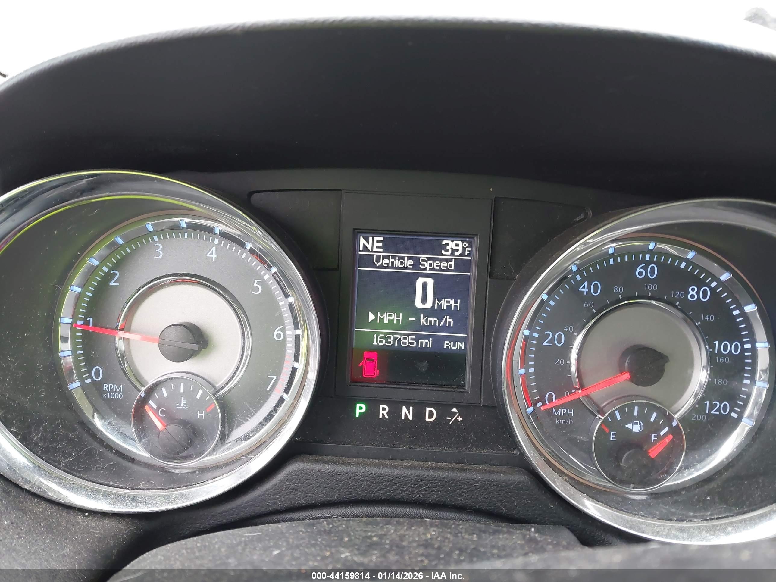 CHRYSLER TOWN image 7