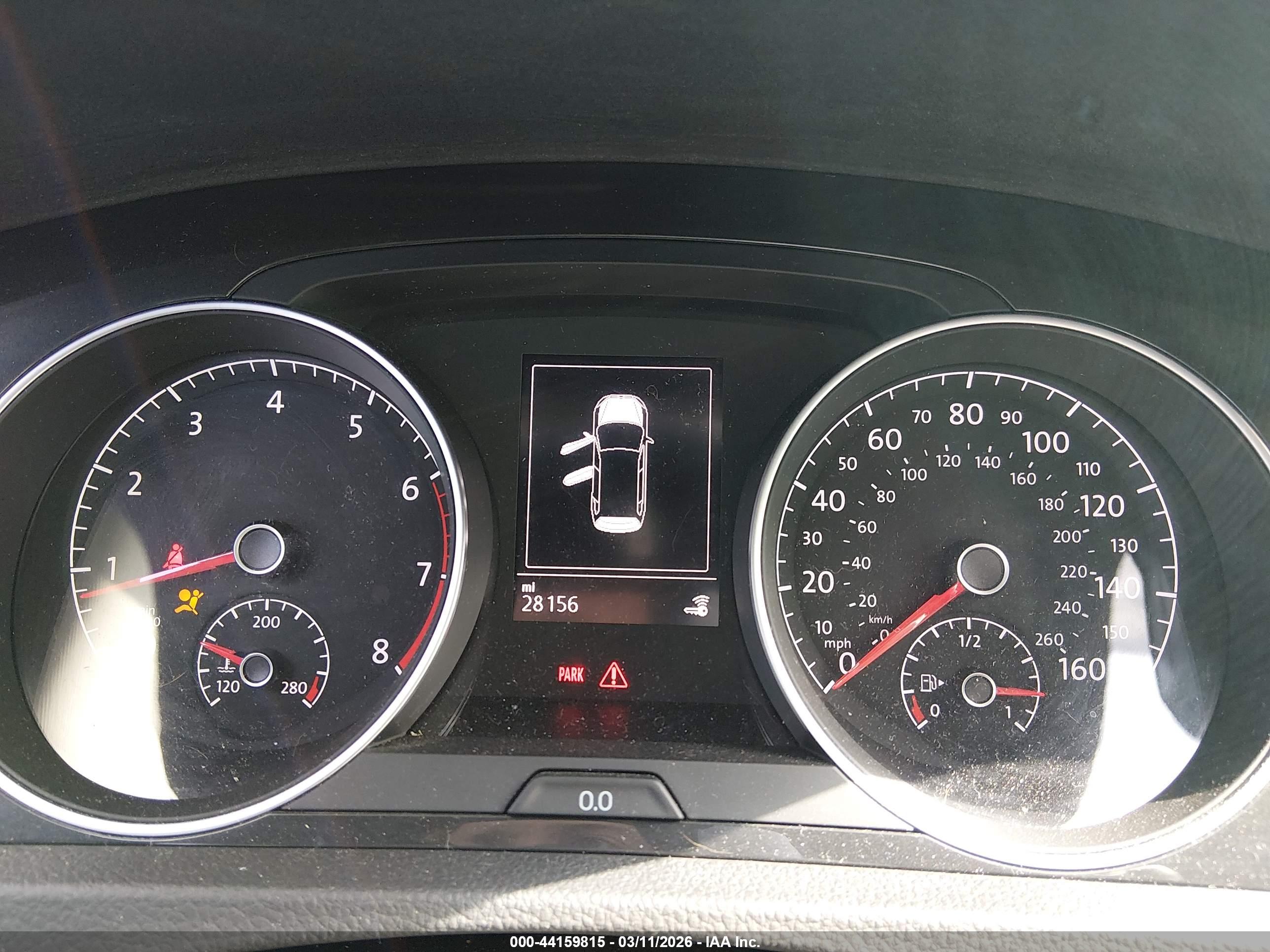 VOLKSWAGEN GOLF image 7