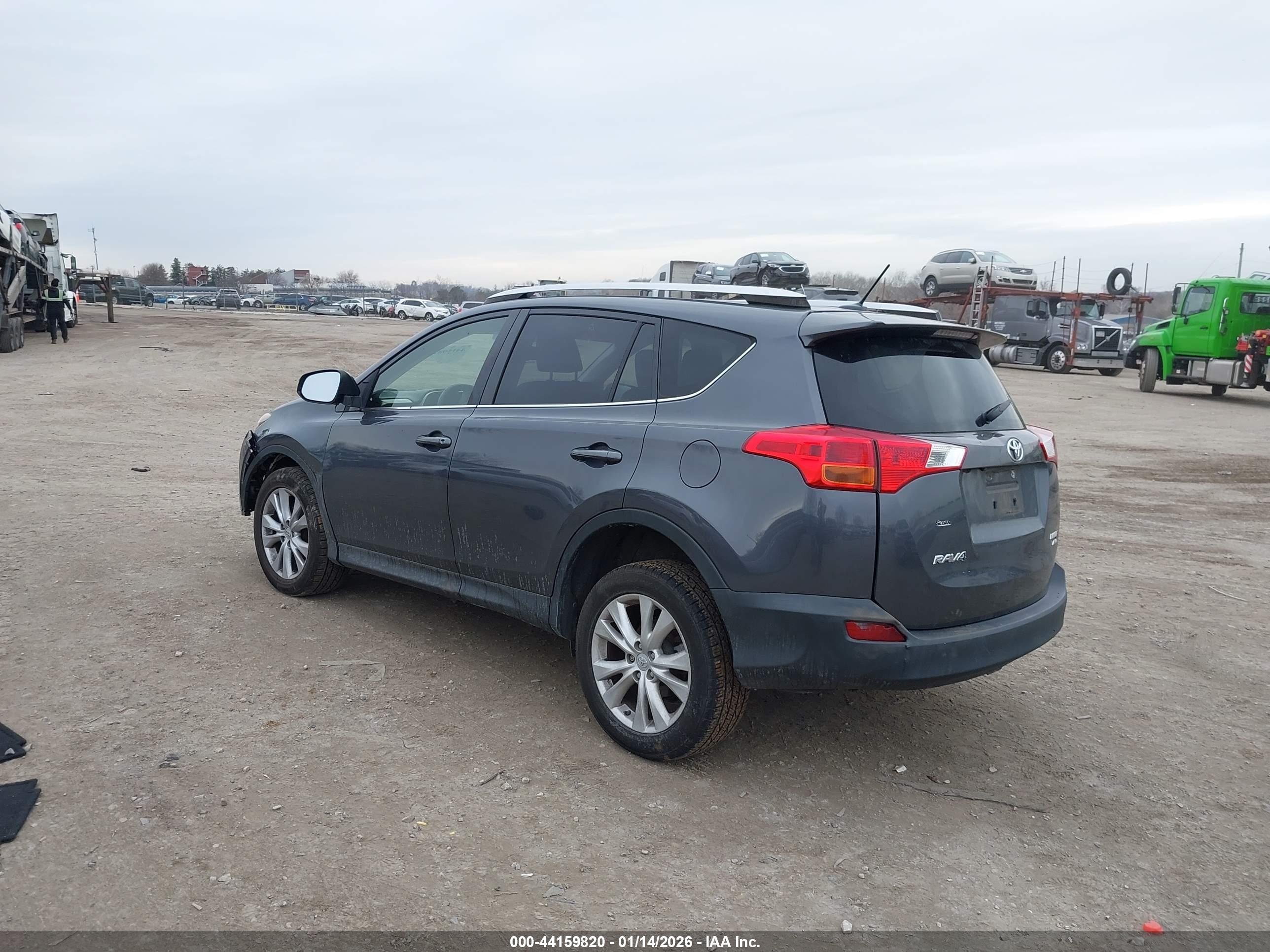 TOYOTA RAV4 image 3