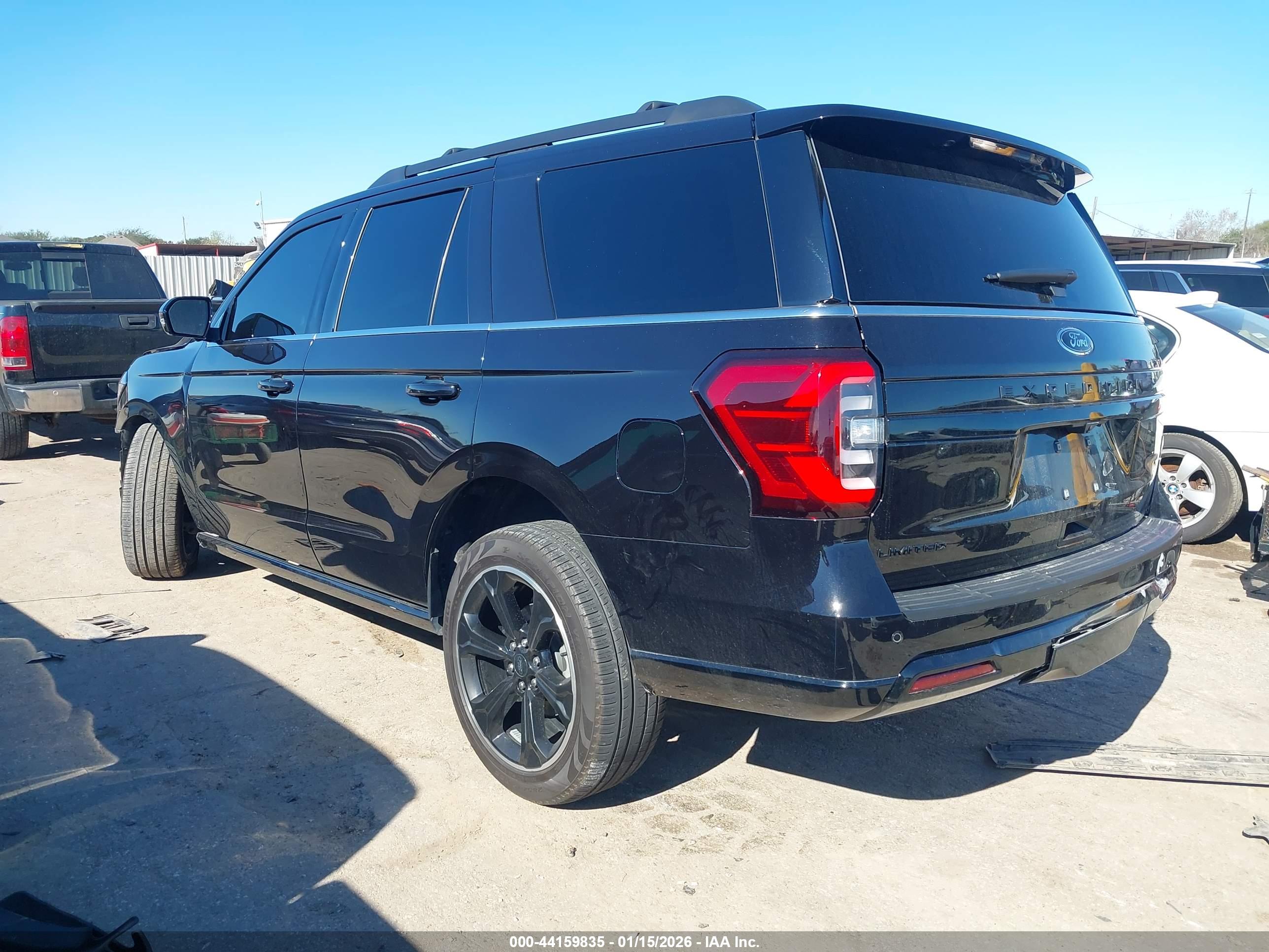 FORD EXPEDITION image 3