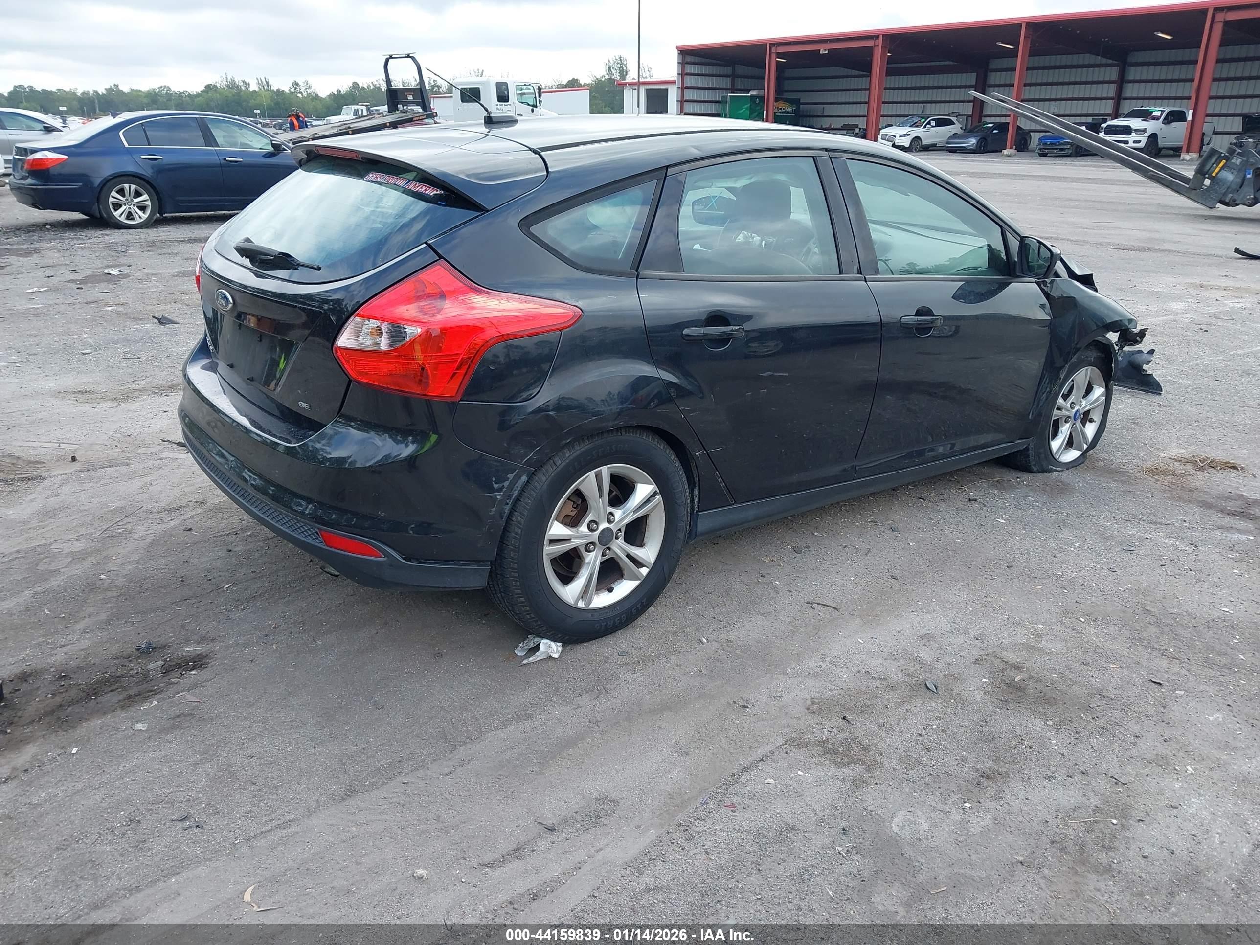 FORD FOCUS image 4