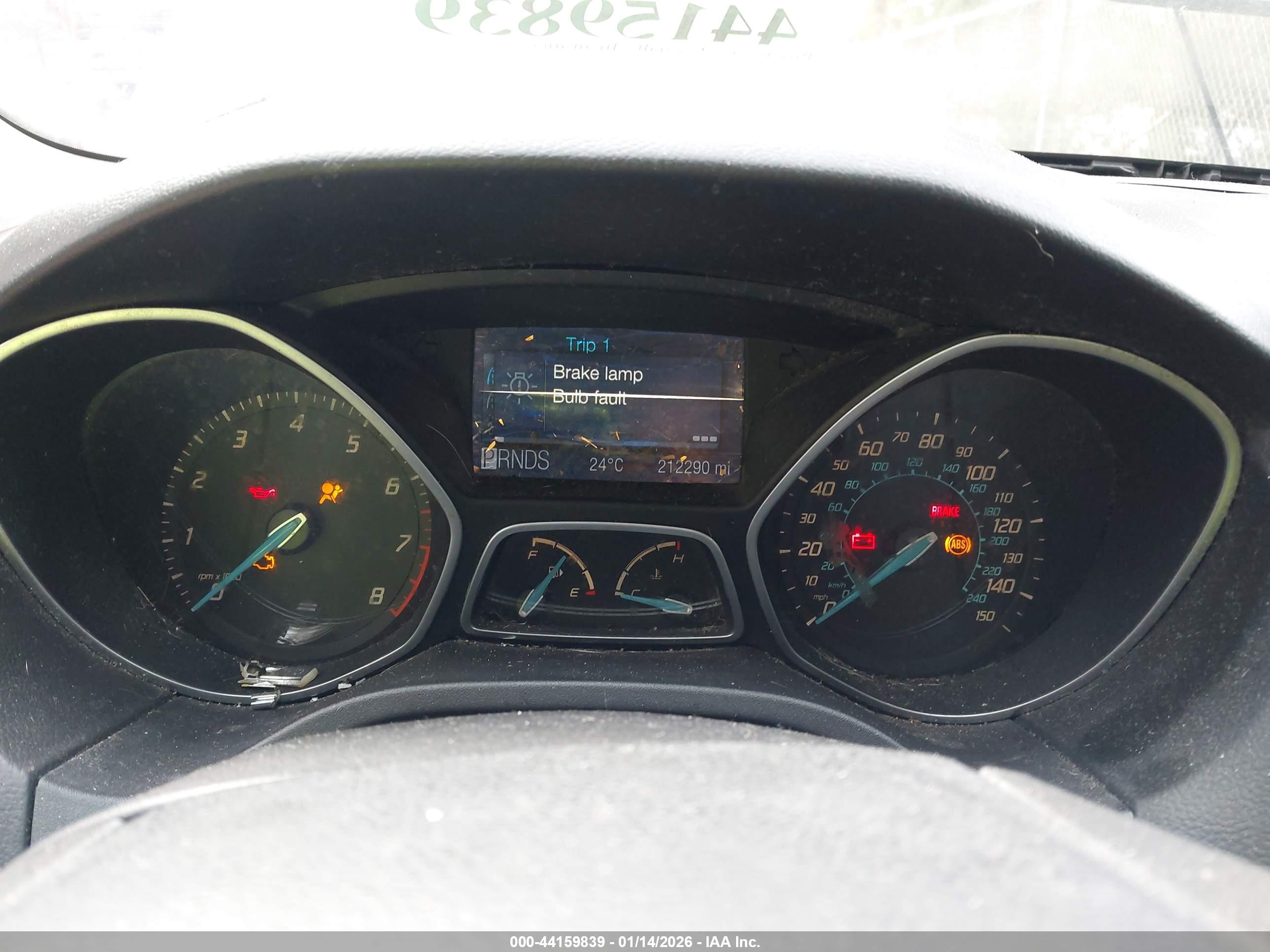 FORD FOCUS image 7