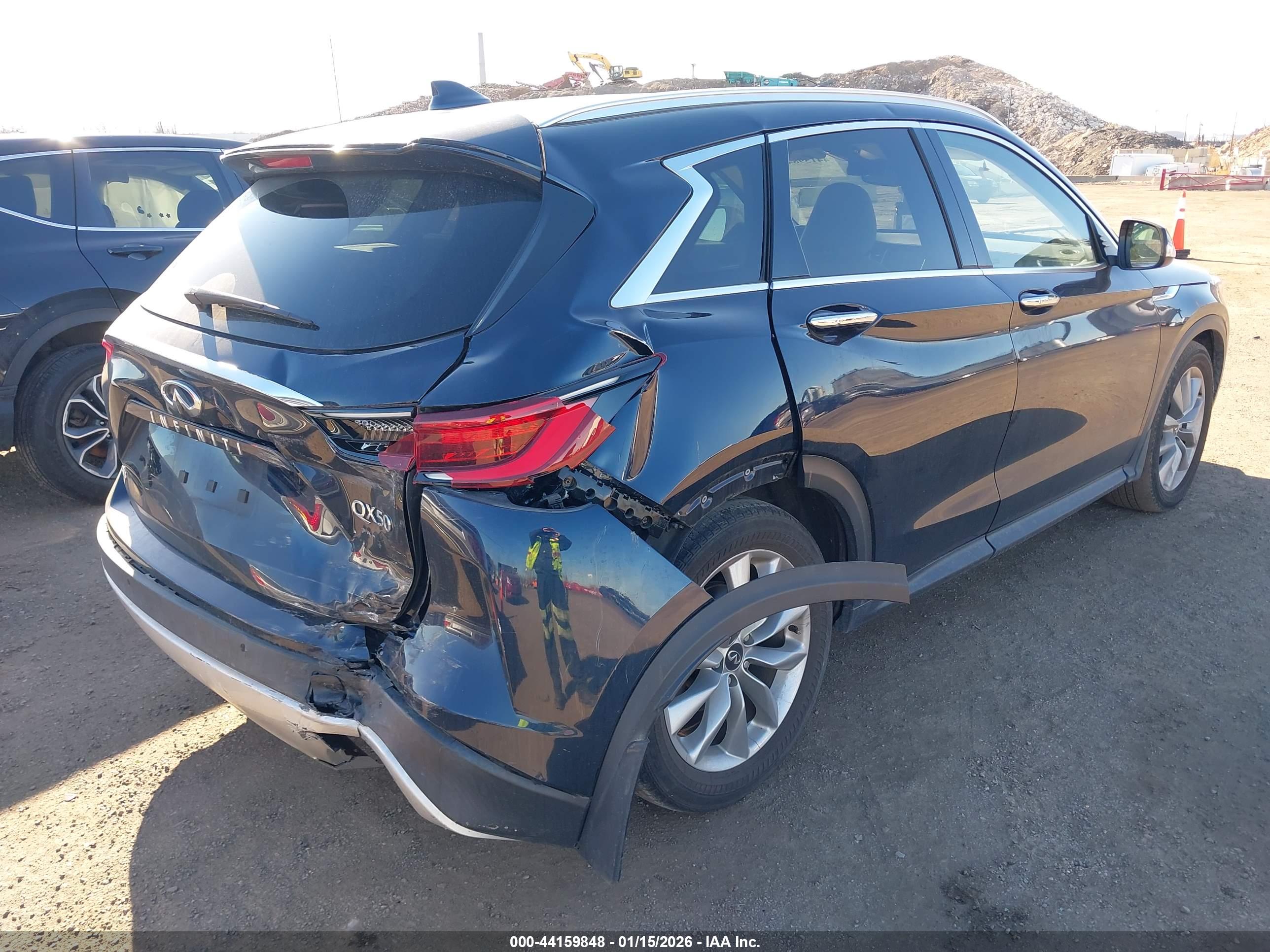 INFINITI QX50 image 4