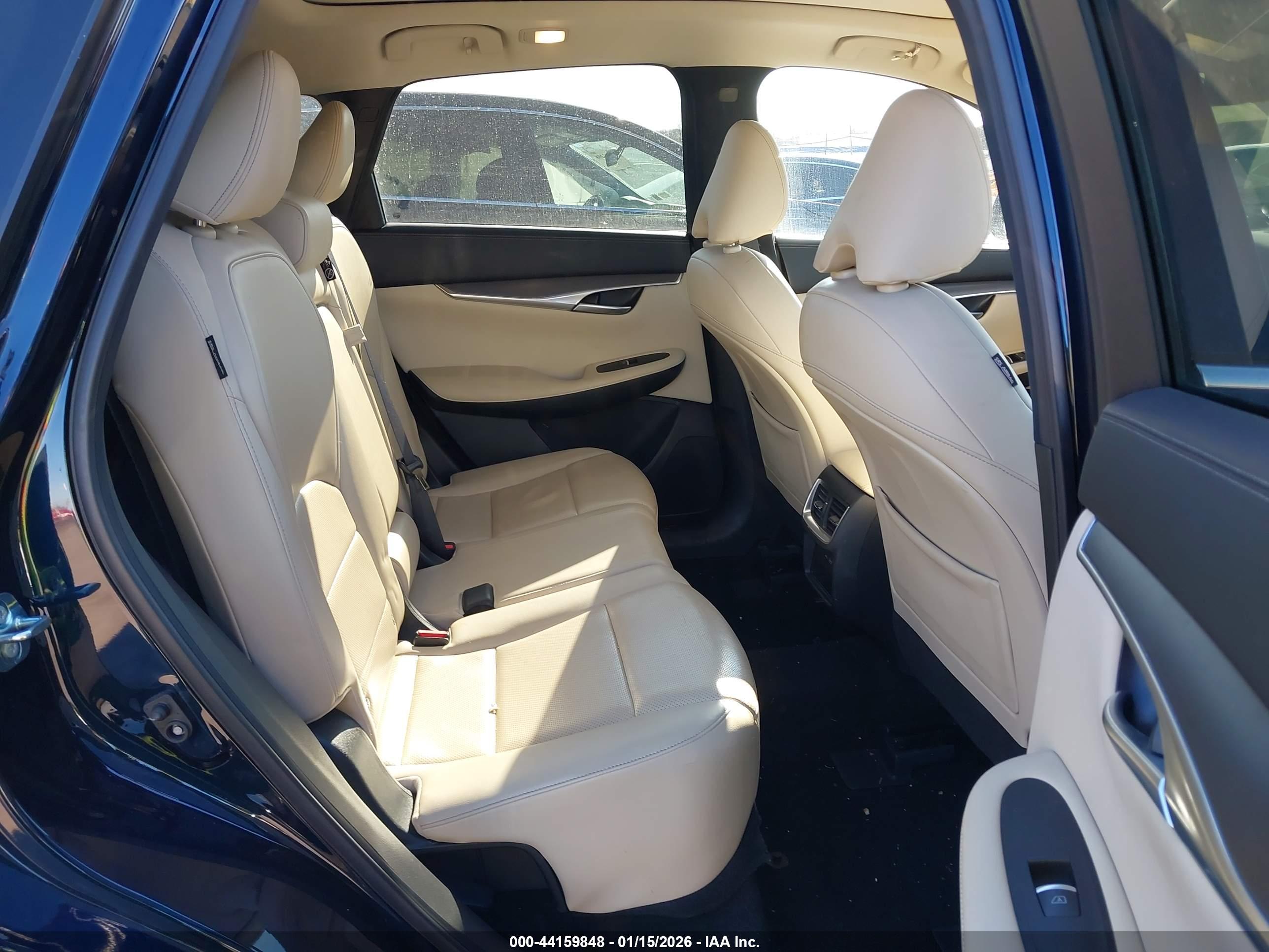 INFINITI QX50 image 8