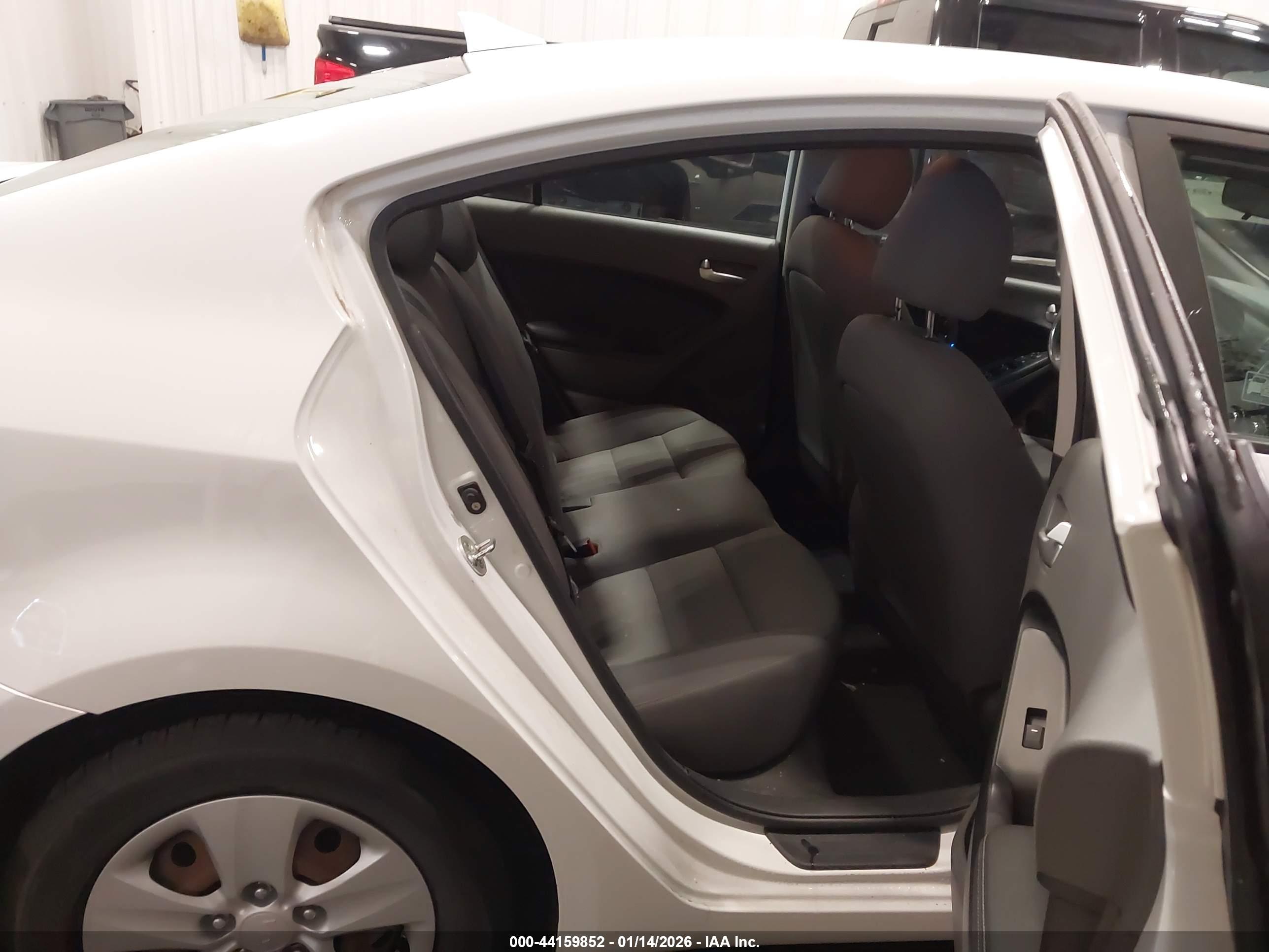 KIA FORTE image 8