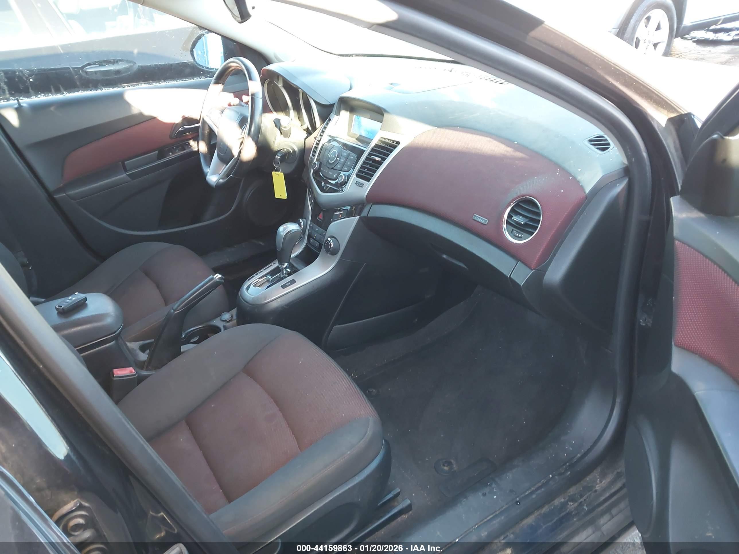 CHEVROLET CRUZE image 5