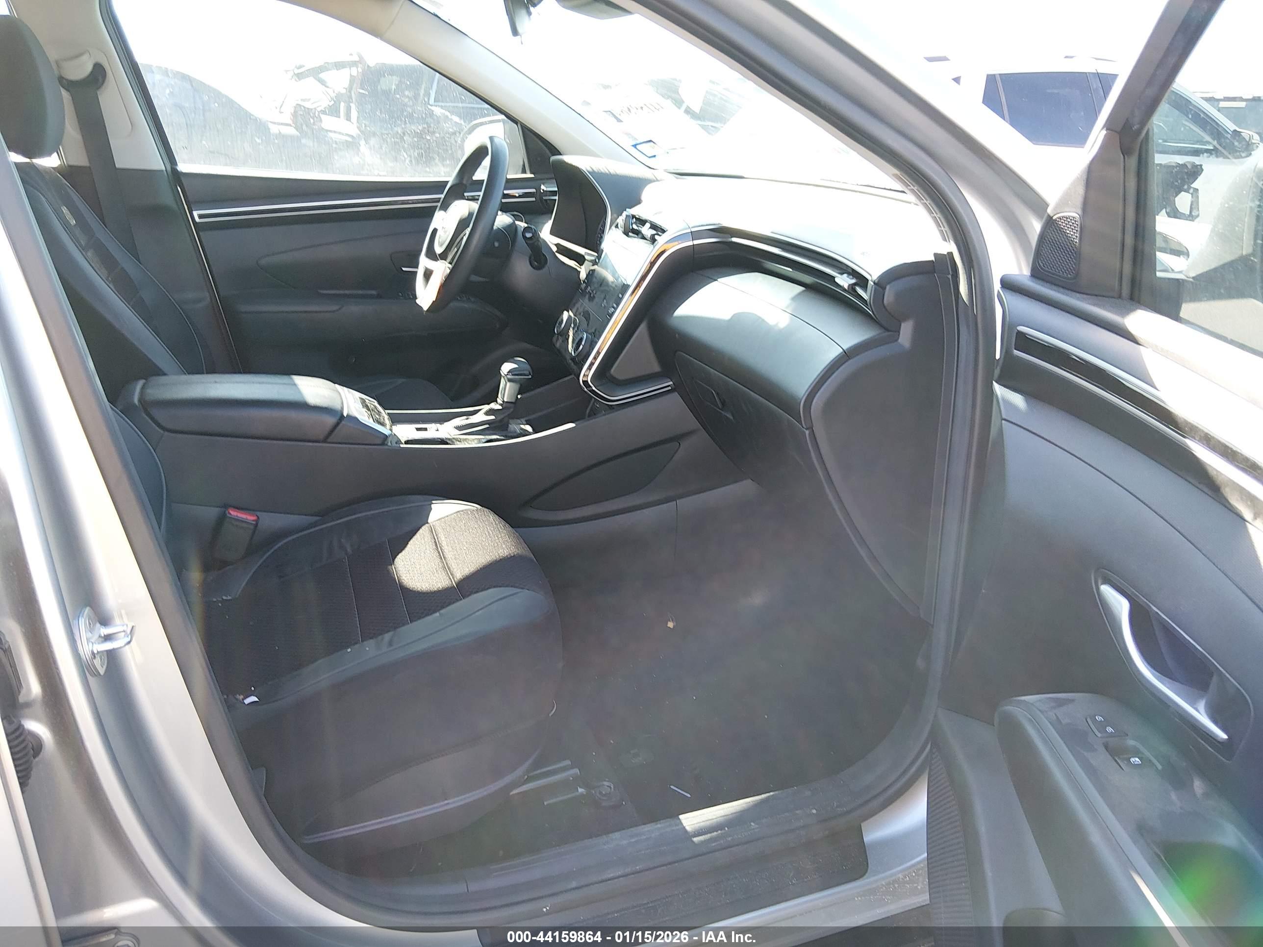 HYUNDAI TUCSON image 5