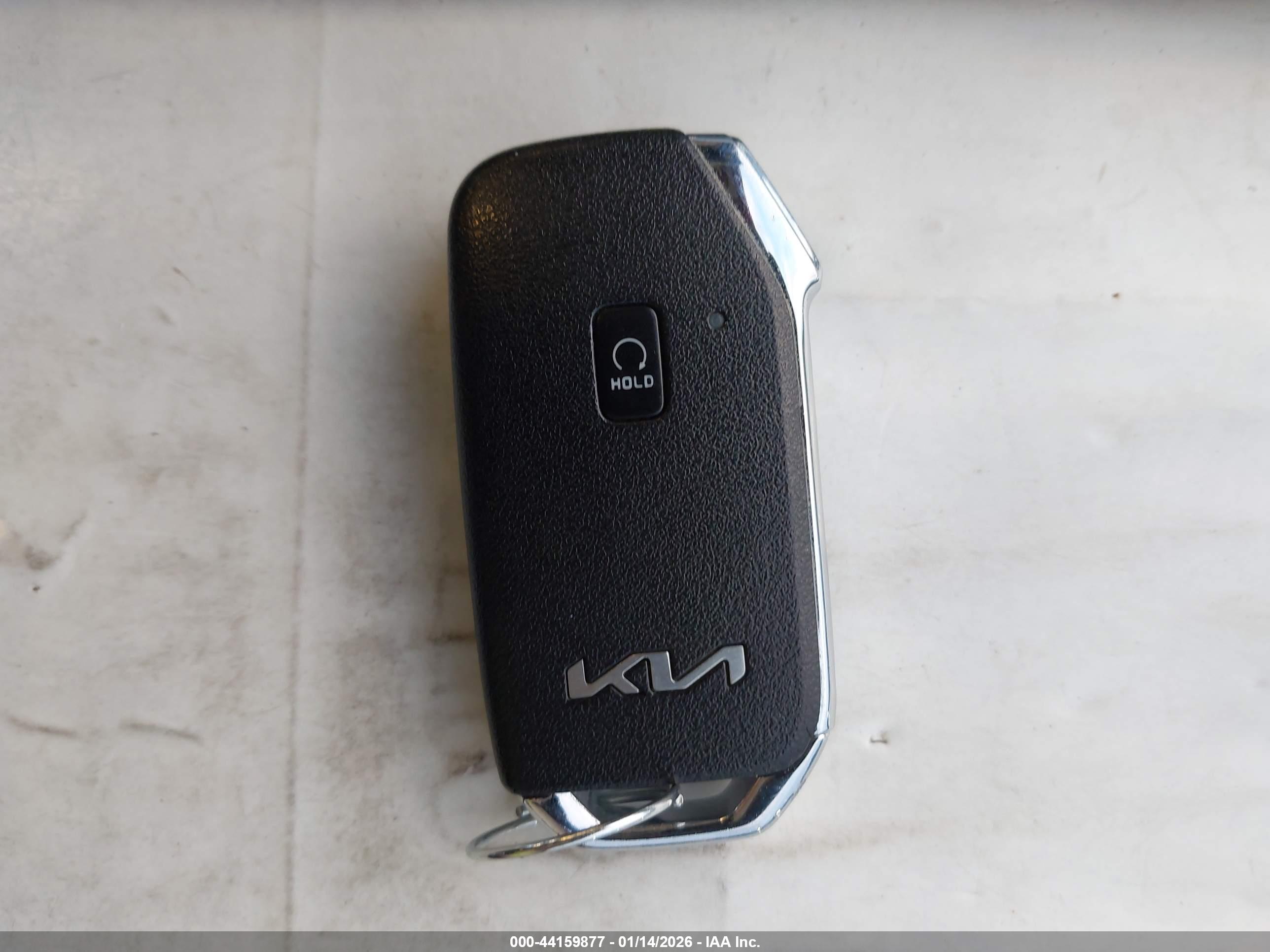 KIA K5 image 11