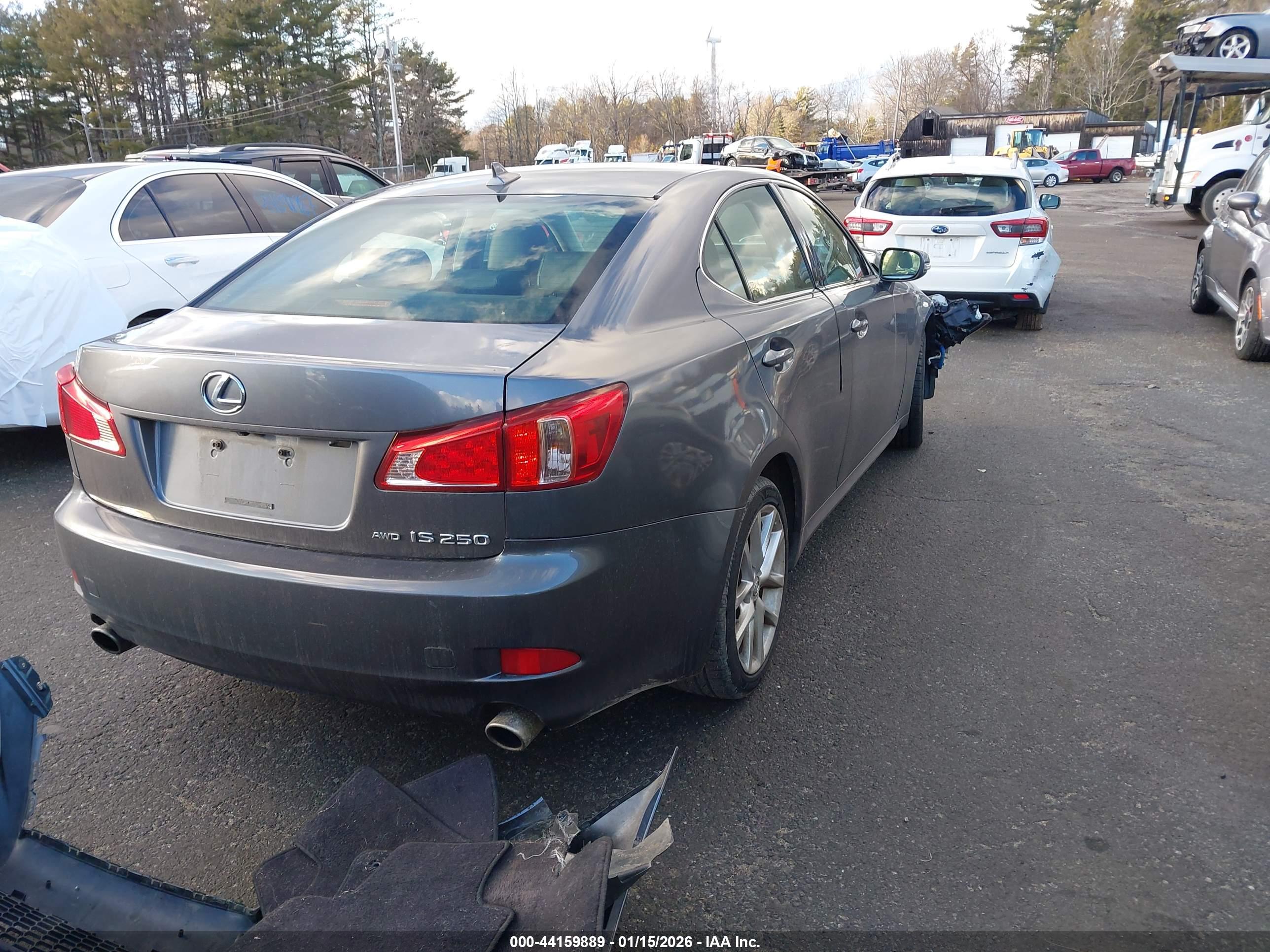 LEXUS IS image 4
