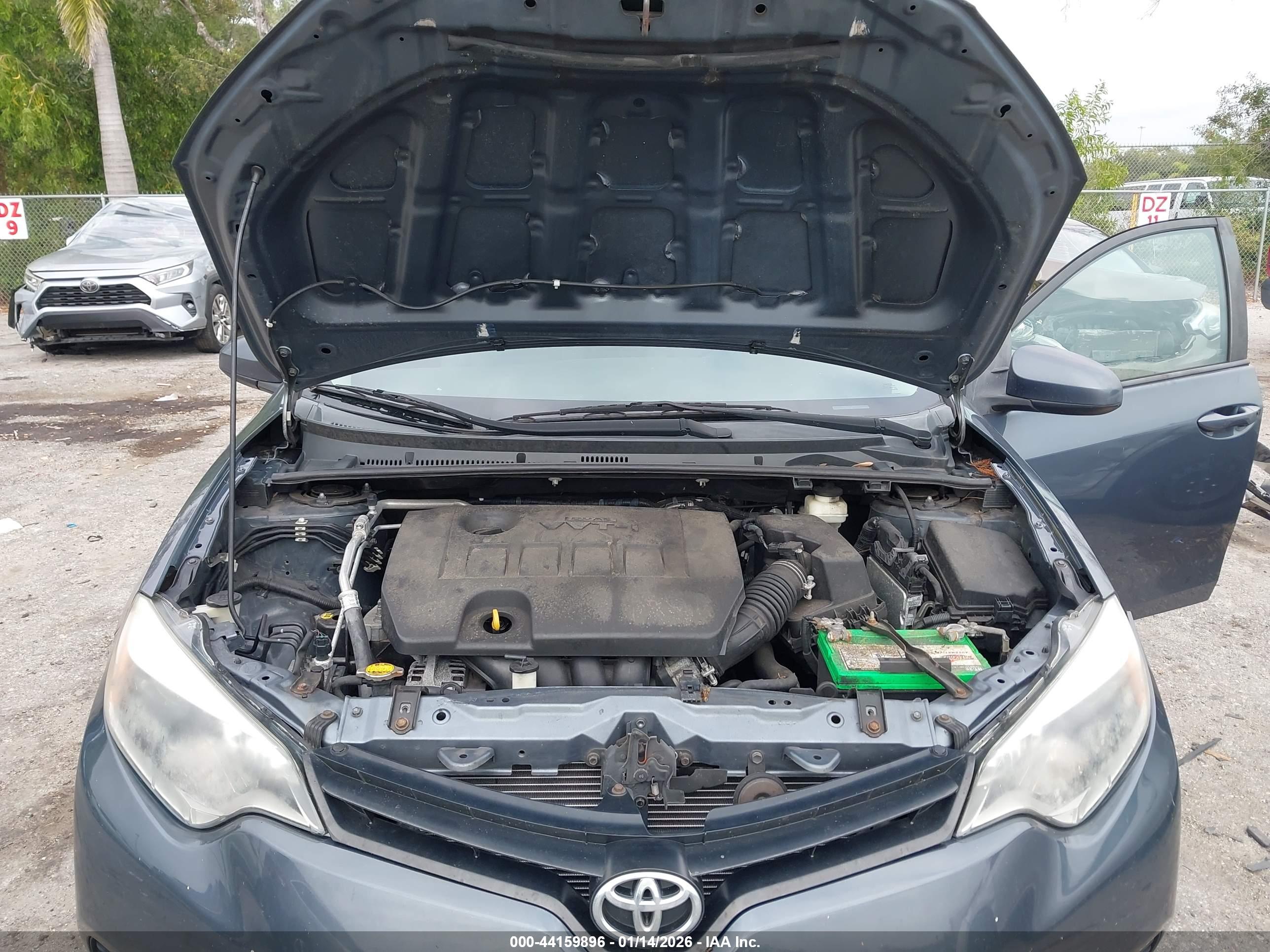 TOYOTA COROLLA image 10