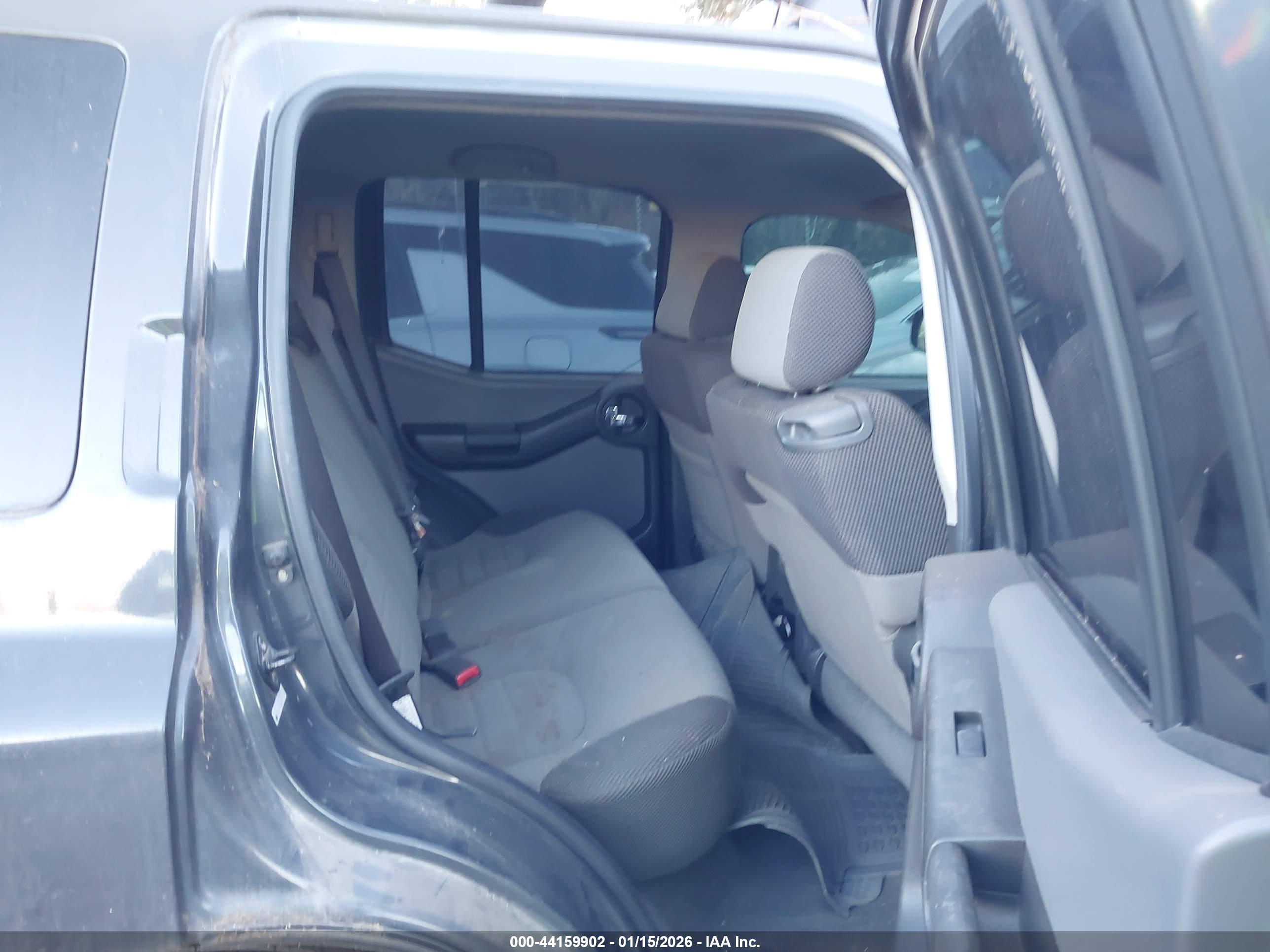 NISSAN XTERRA image 8