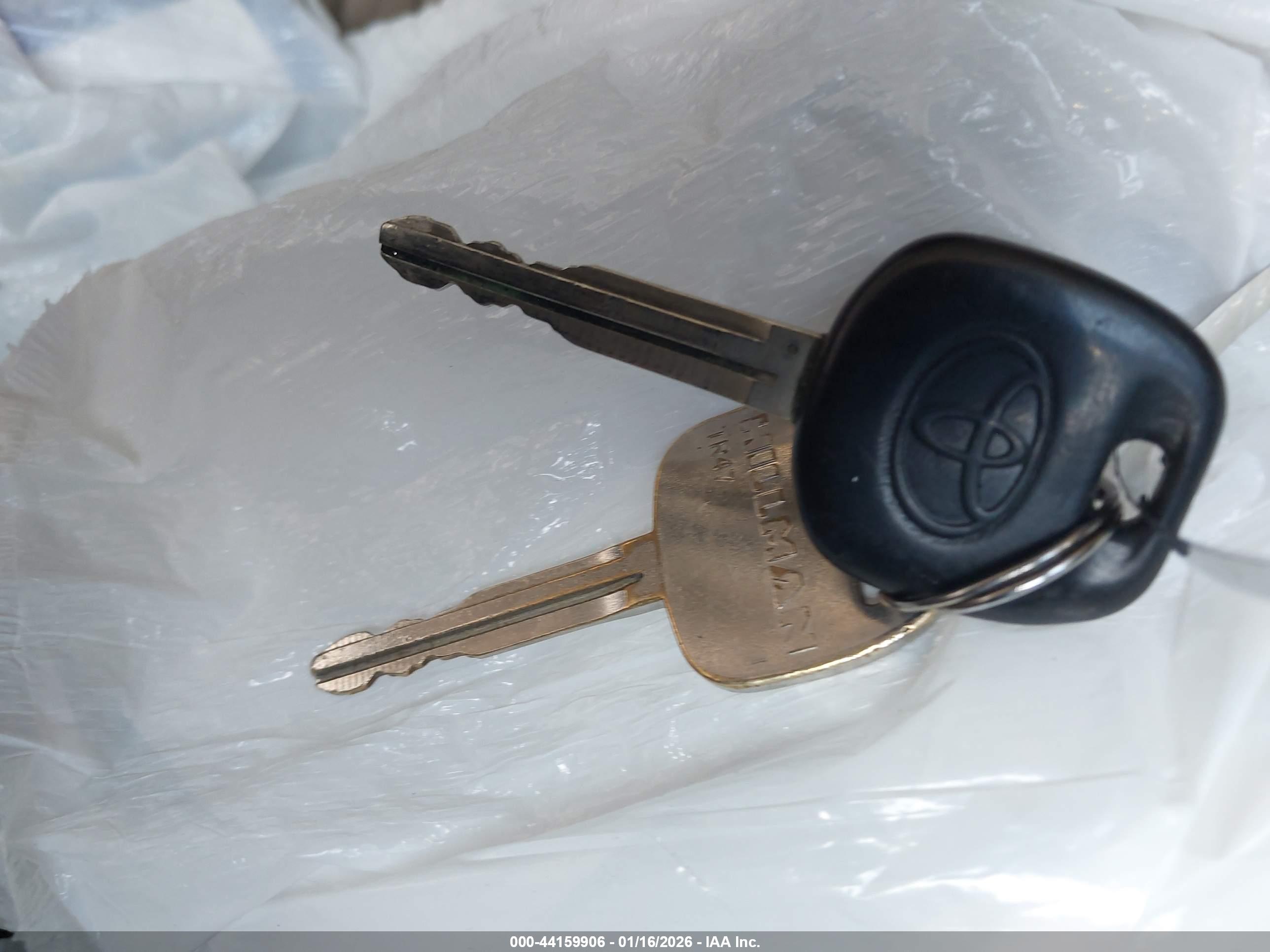 TOYOTA COROLLA image 11