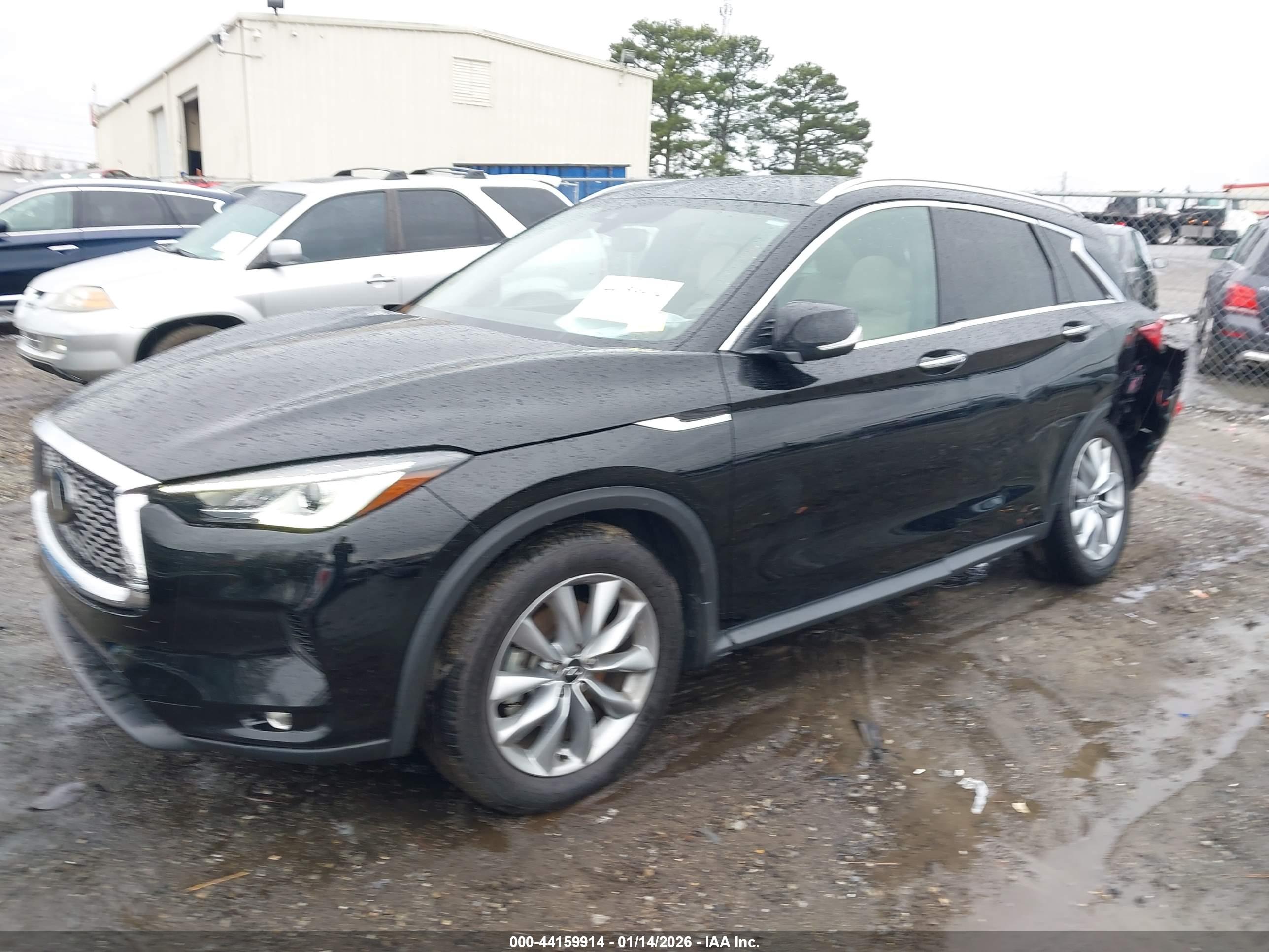 INFINITI QX50 image 2