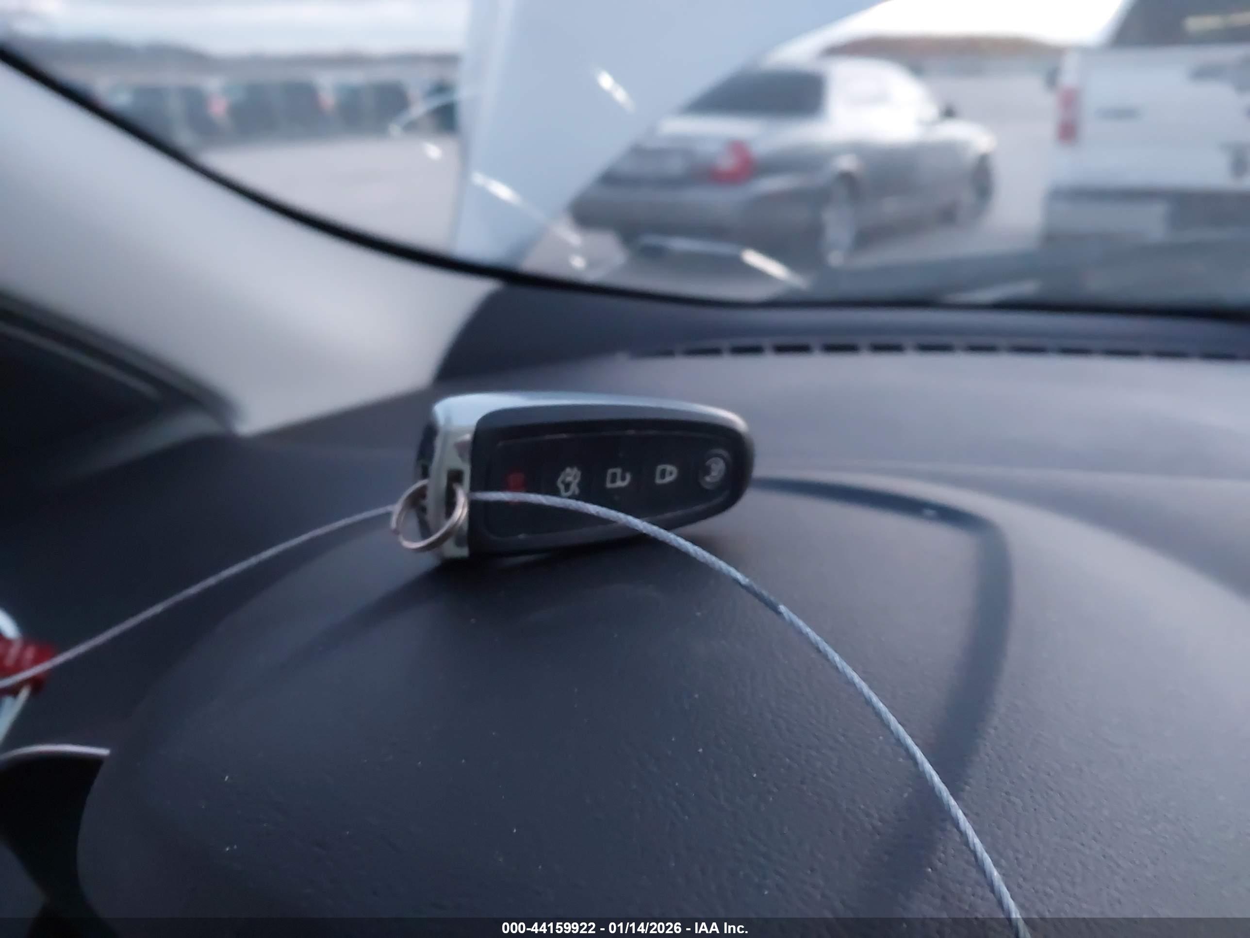 FORD ESCAPE image 11