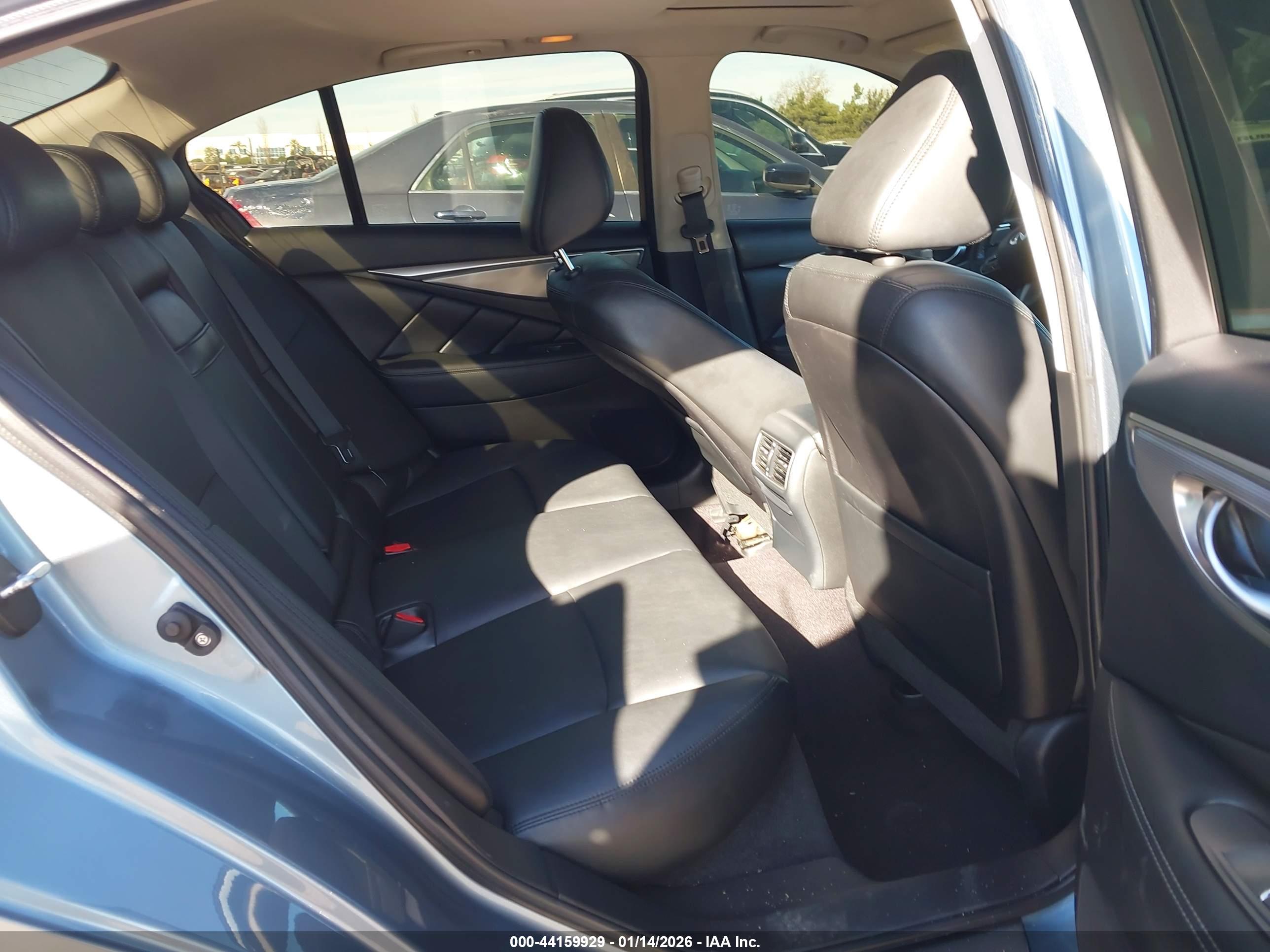 INFINITI Q50 image 8