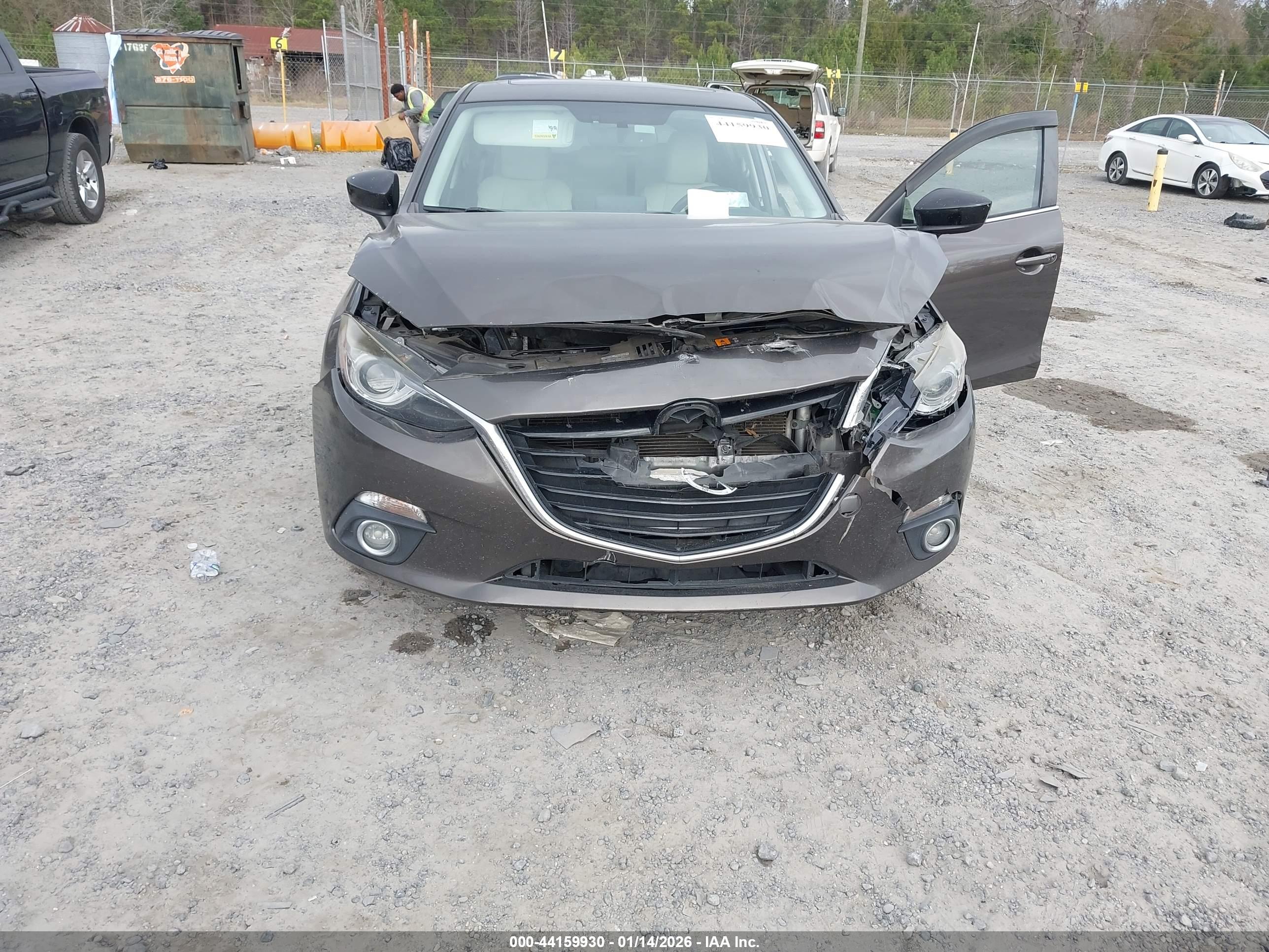 MAZDA MAZDA3 image 6