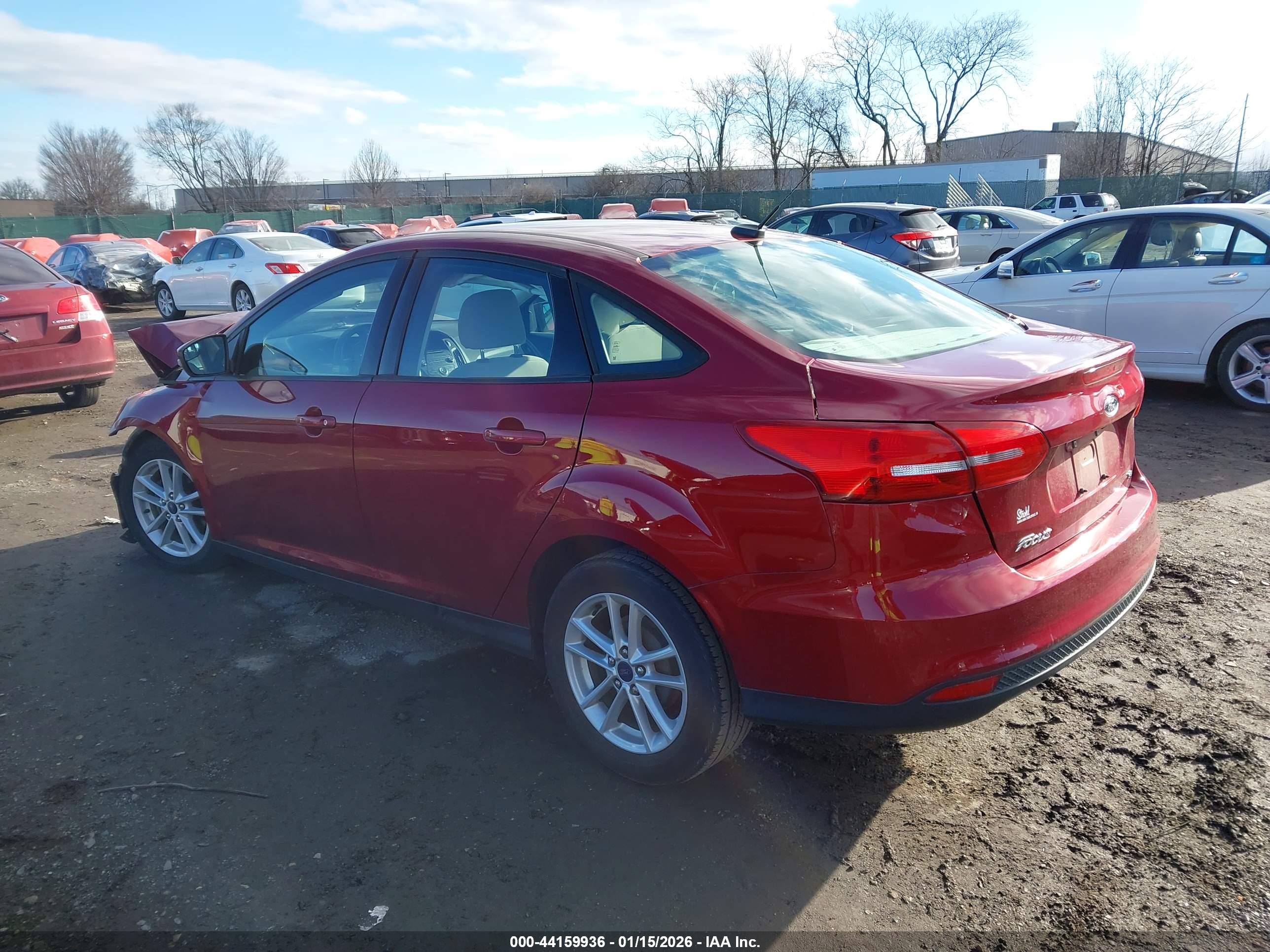 FORD FOCUS image 3