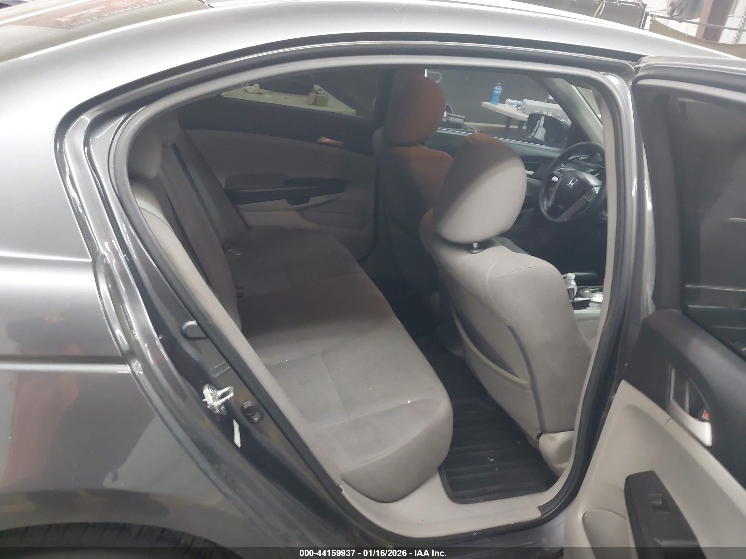 HONDA ACCORD image 8
