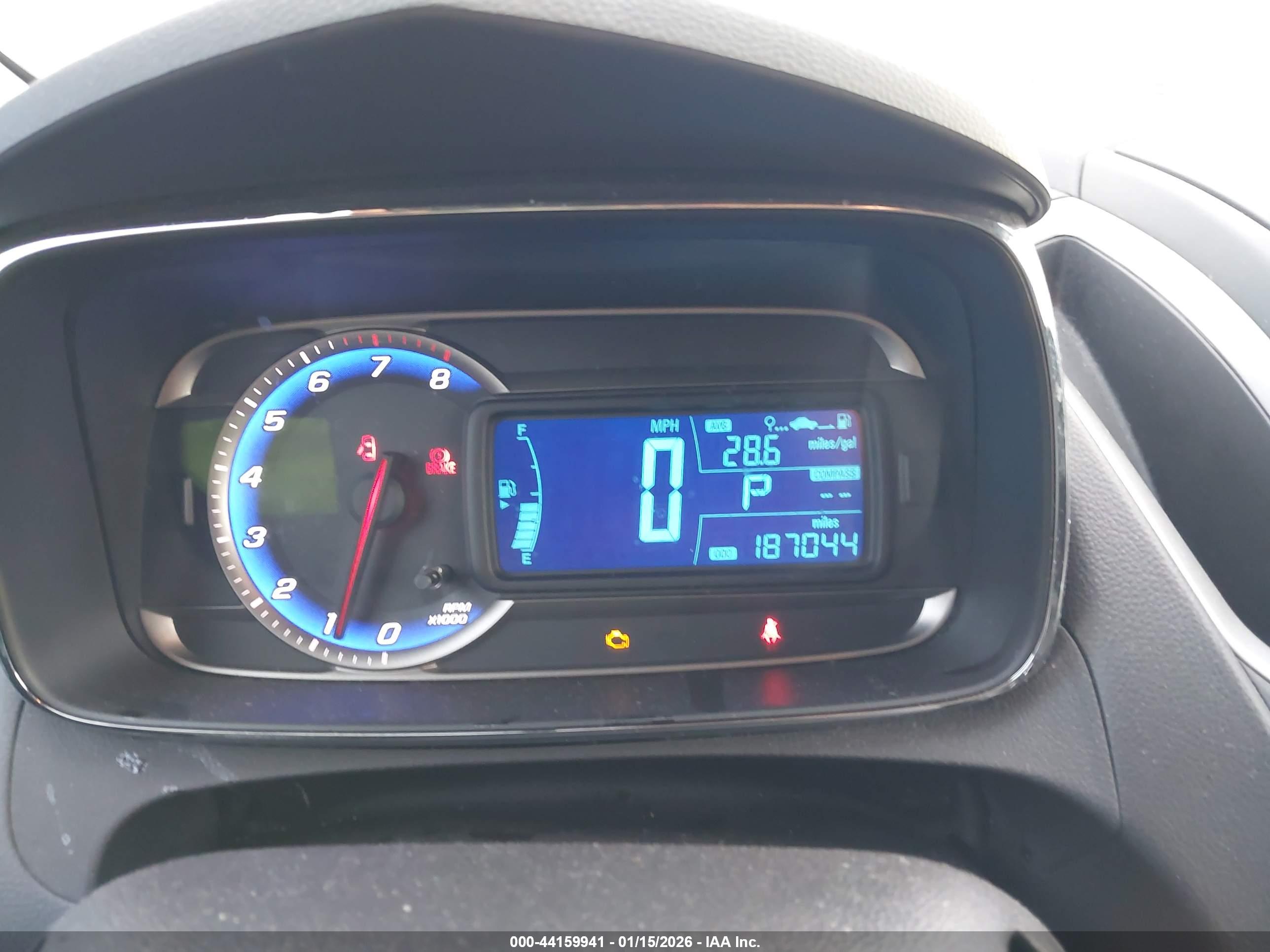 CHEVROLET TRAX image 7
