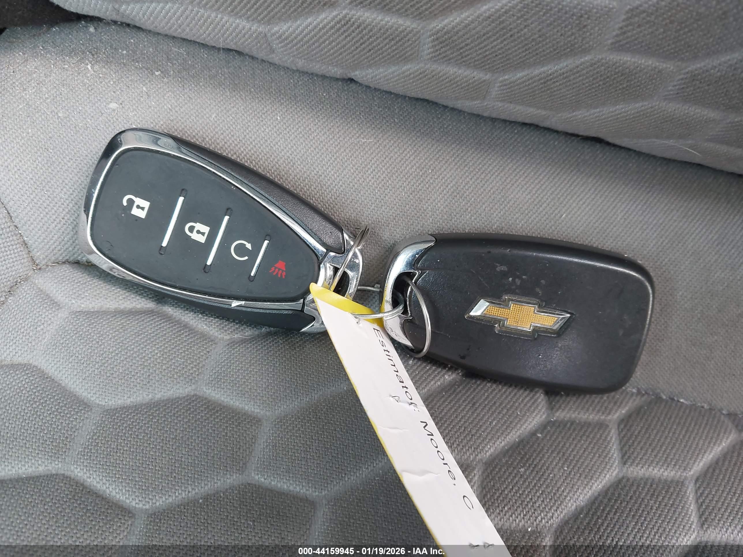 CHEVROLET EQUINOX image 11