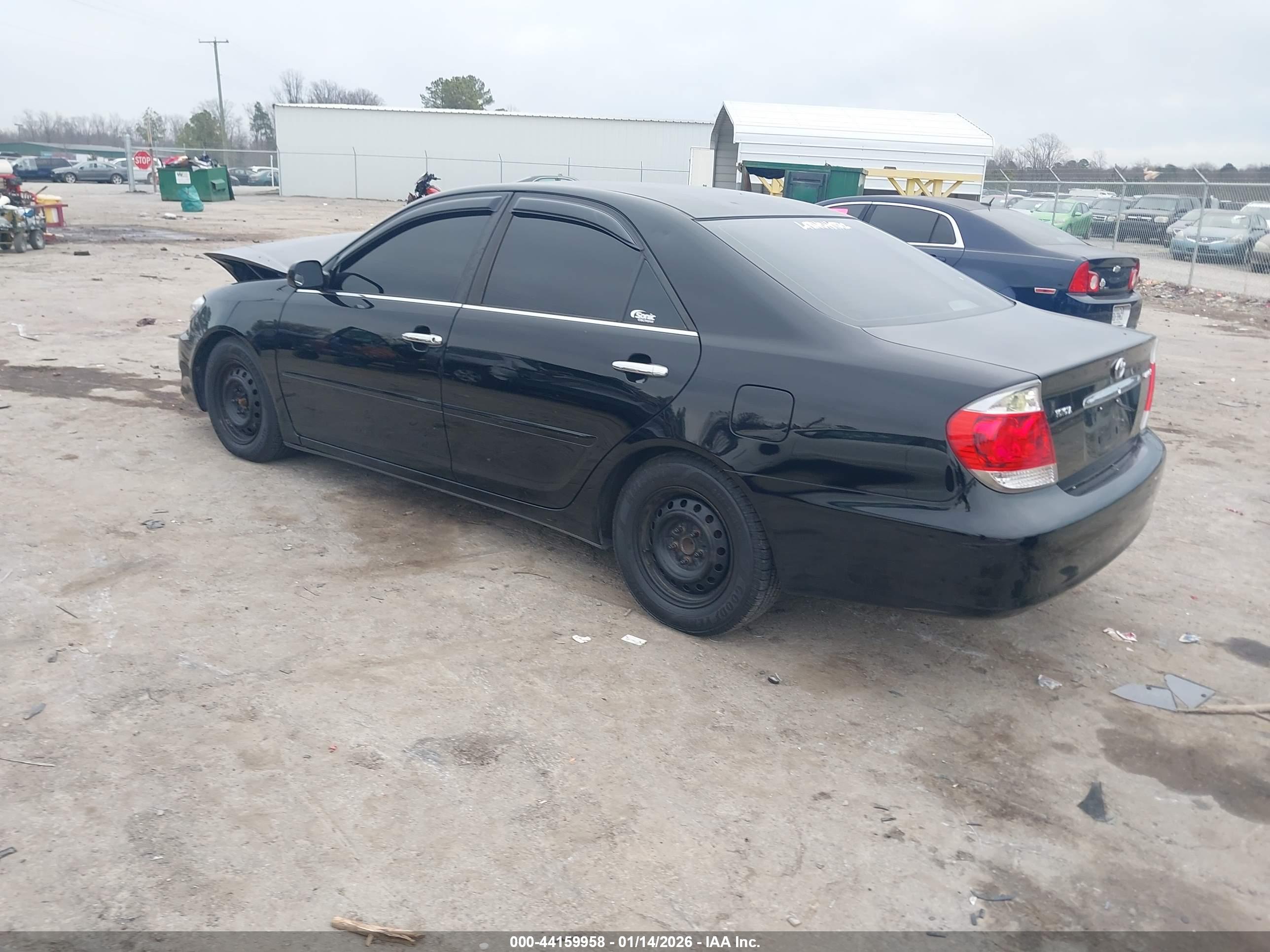 TOYOTA CAMRY image 3