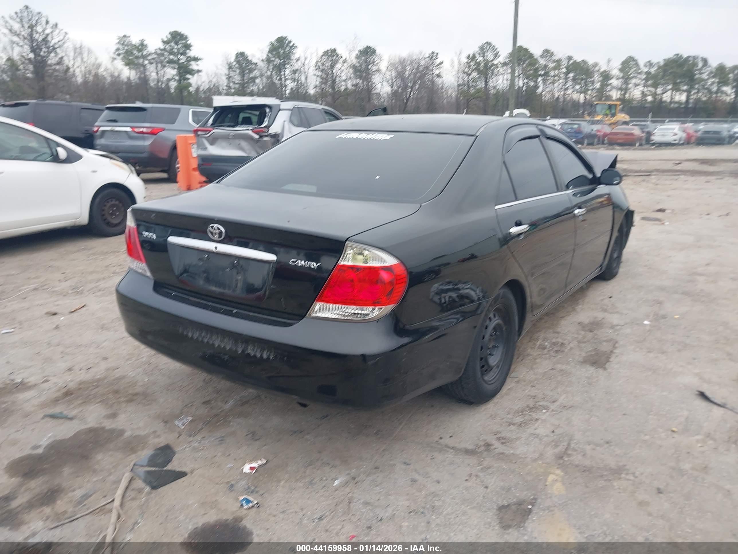 TOYOTA CAMRY image 4