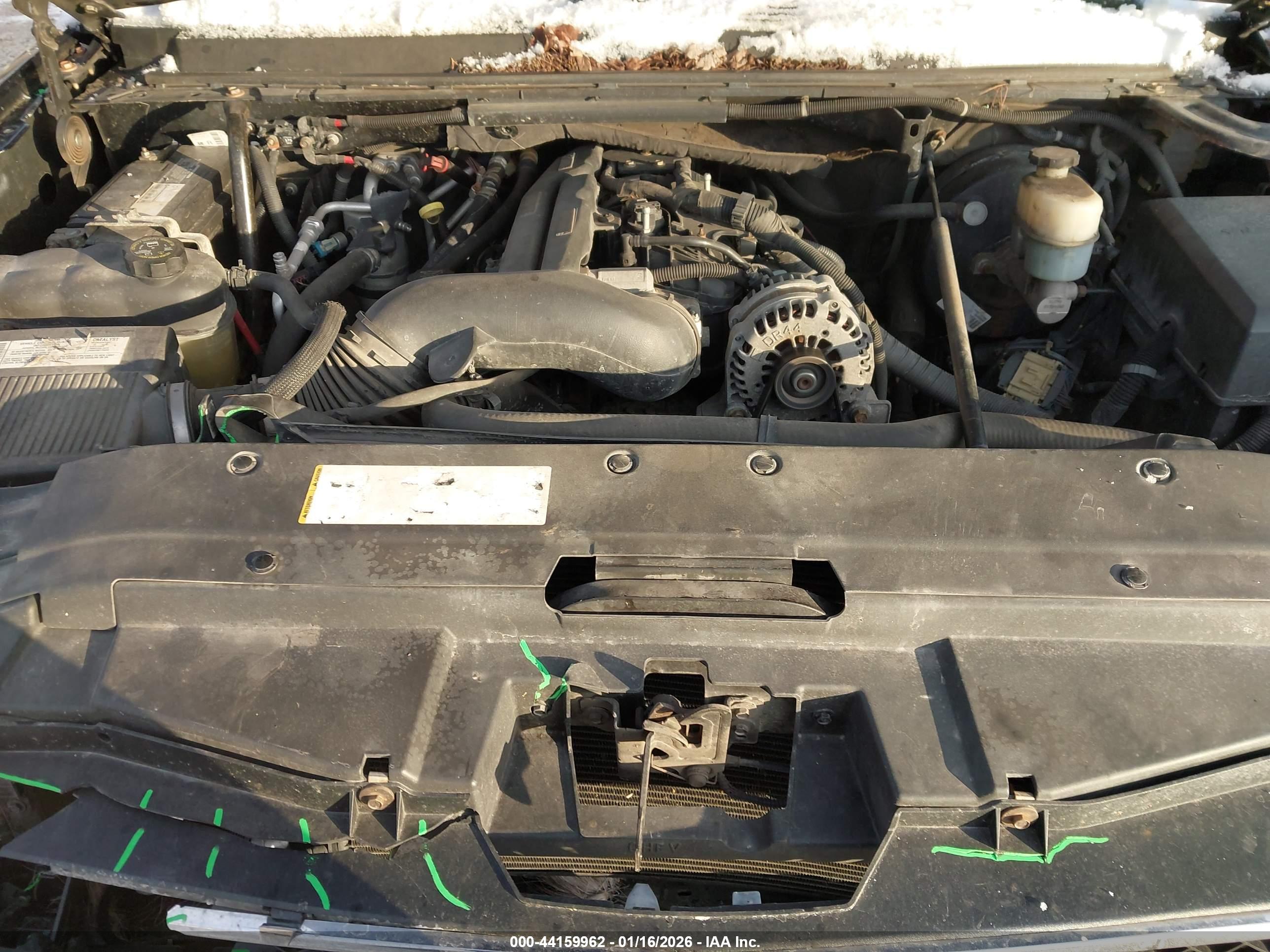 CHEVROLET TAHOE image 10