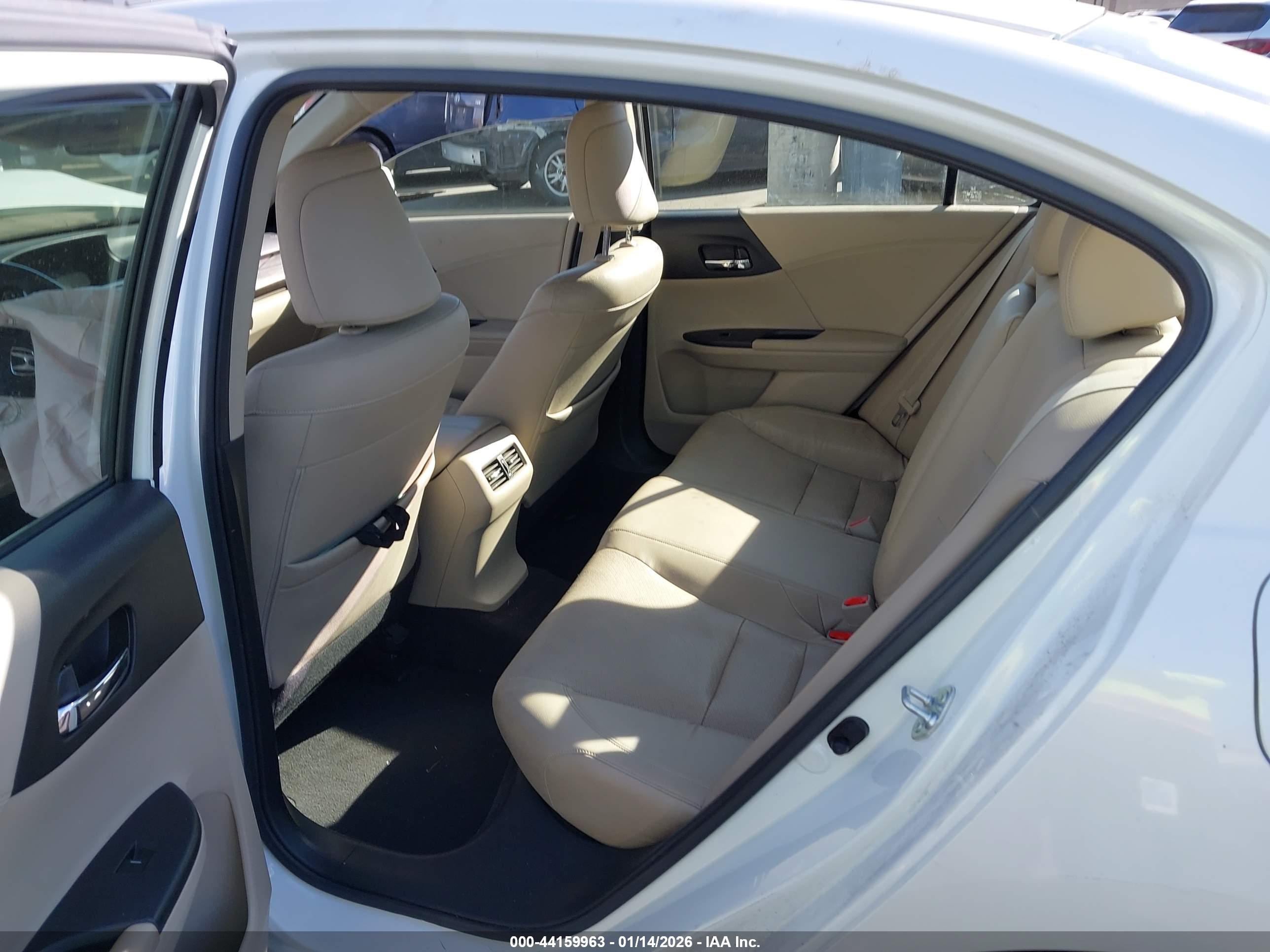 HONDA ACCORD image 8