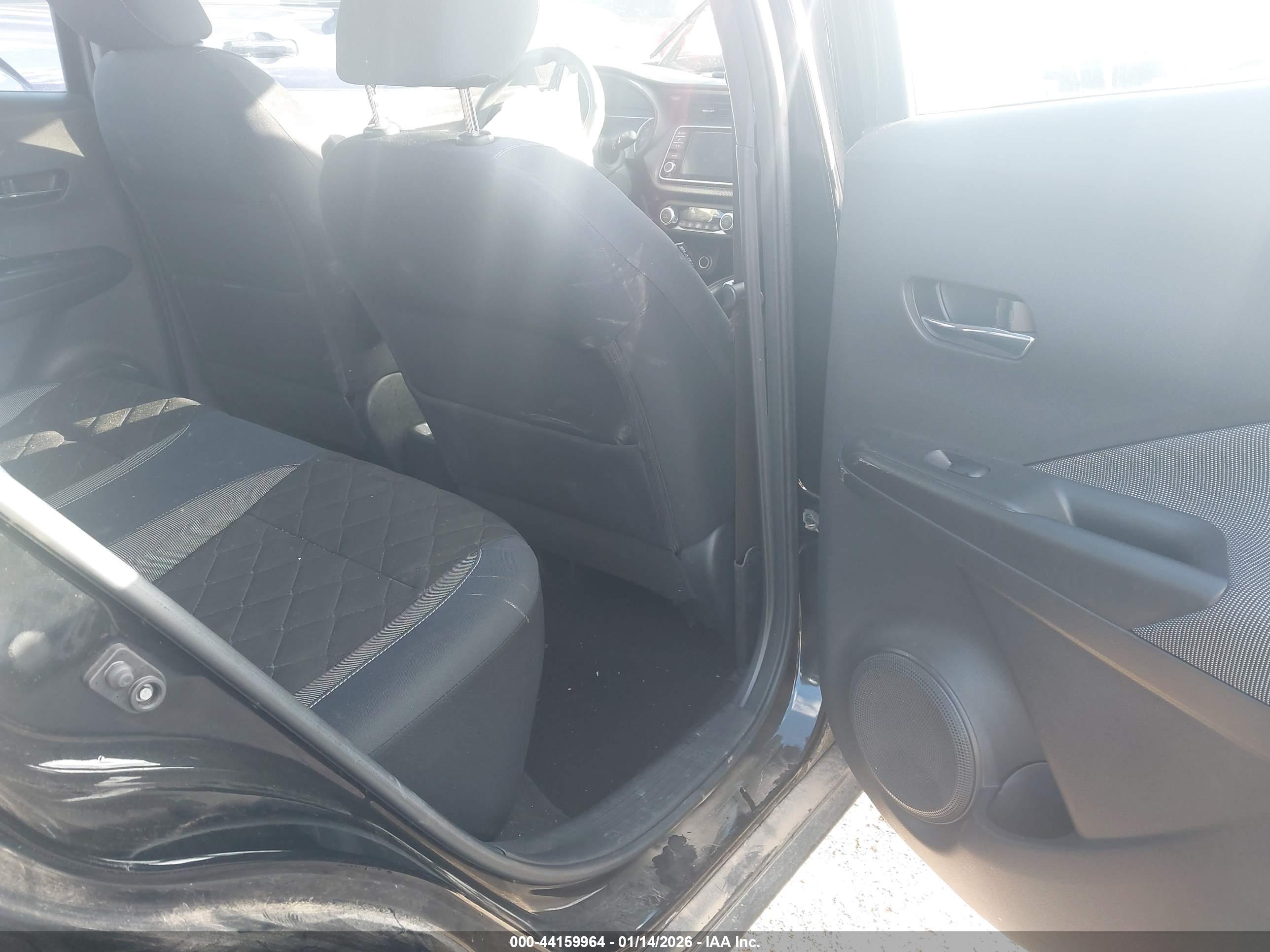 NISSAN KICKS image 8