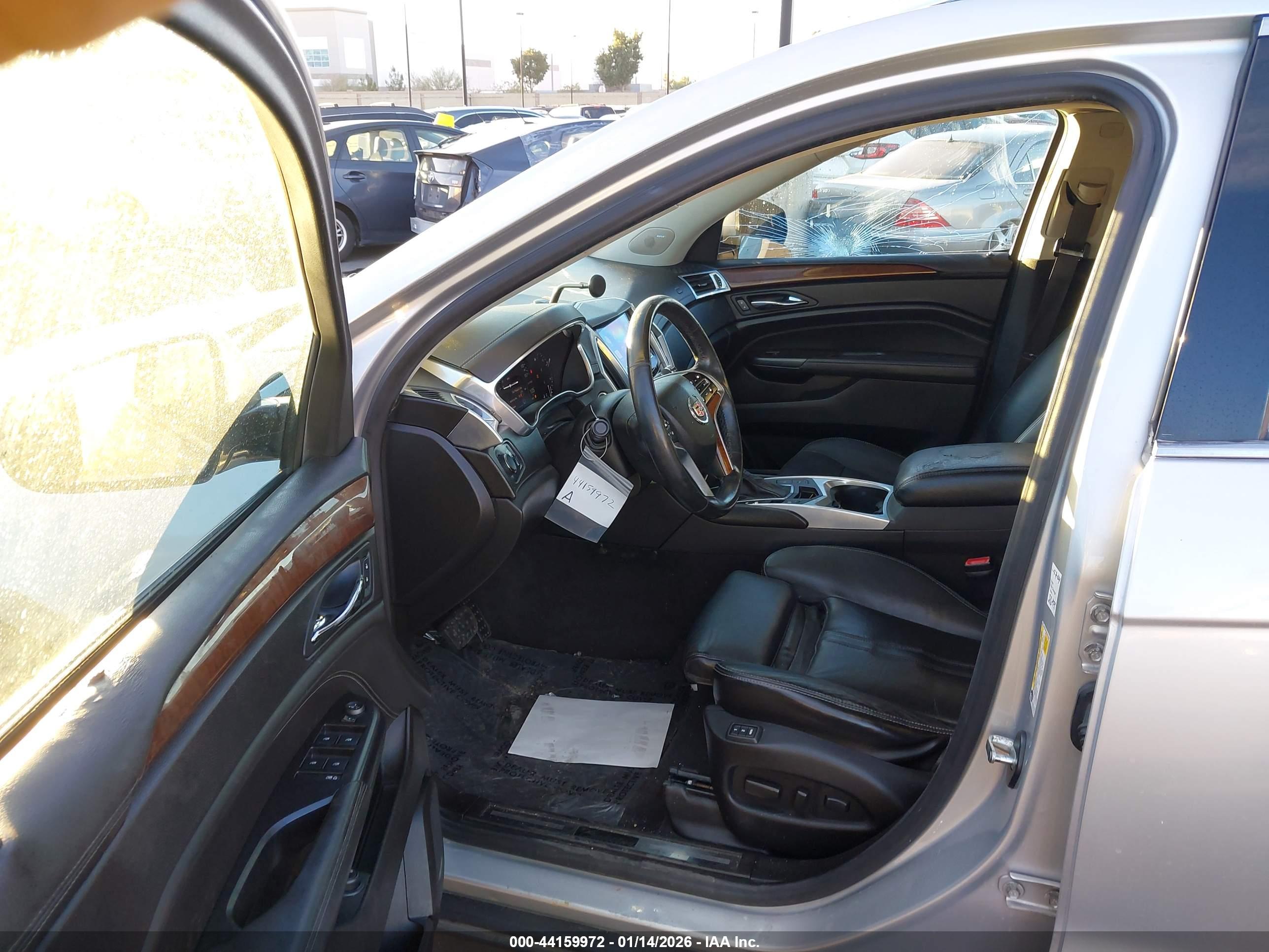 CADILLAC SRX image 5