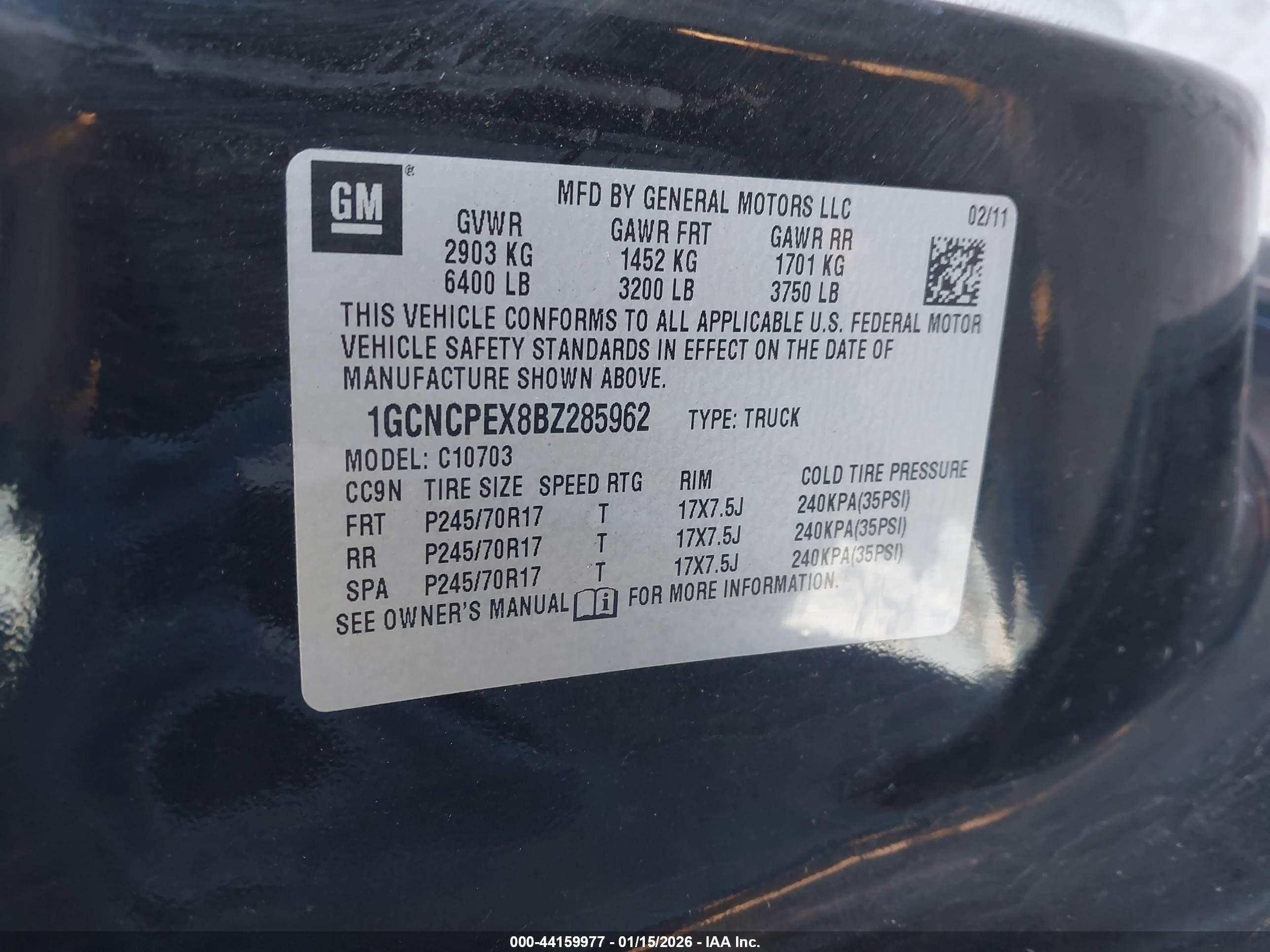 CHEVROLET SILVERADO image 9