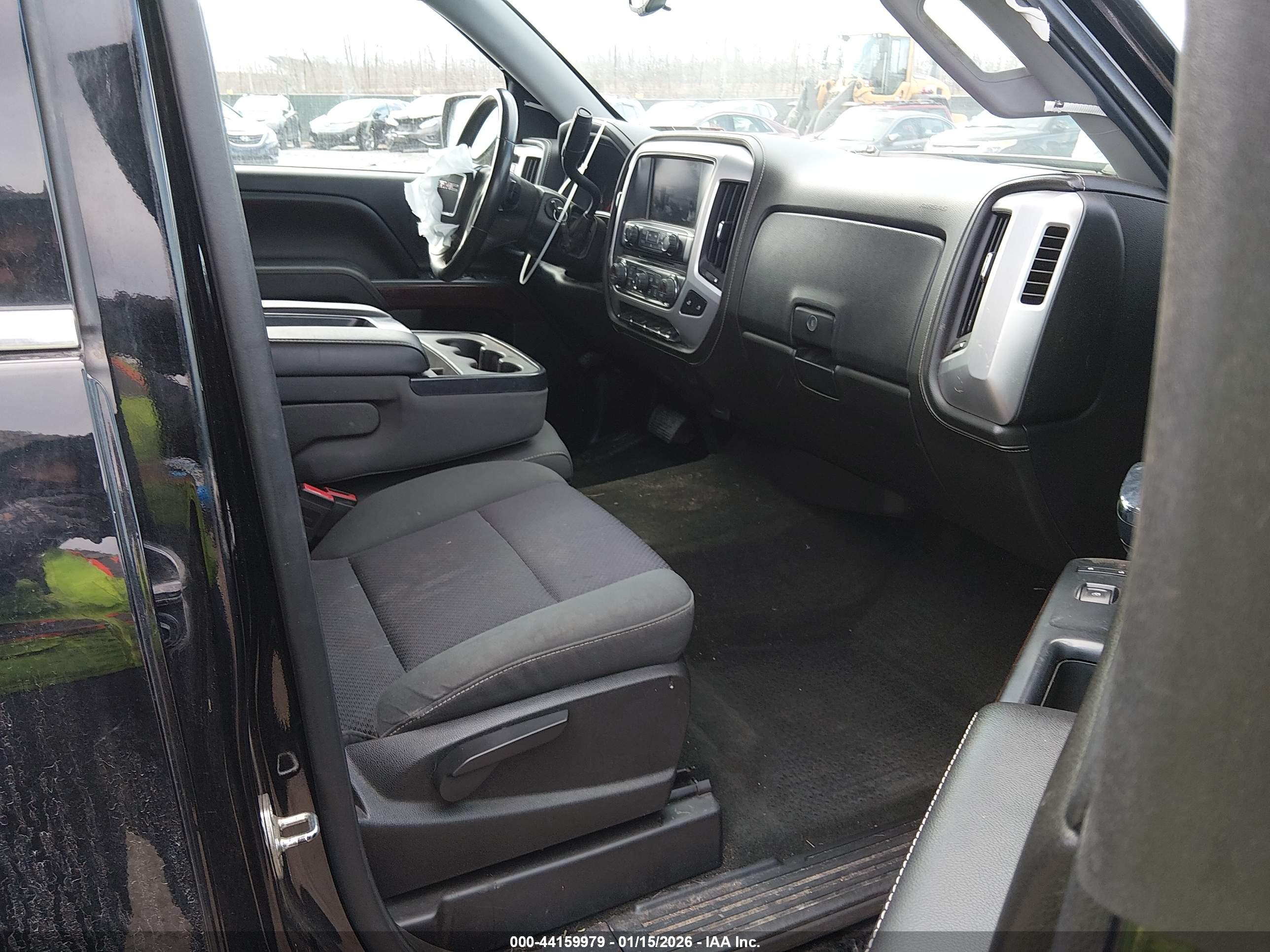 GMC SIERRA image 5