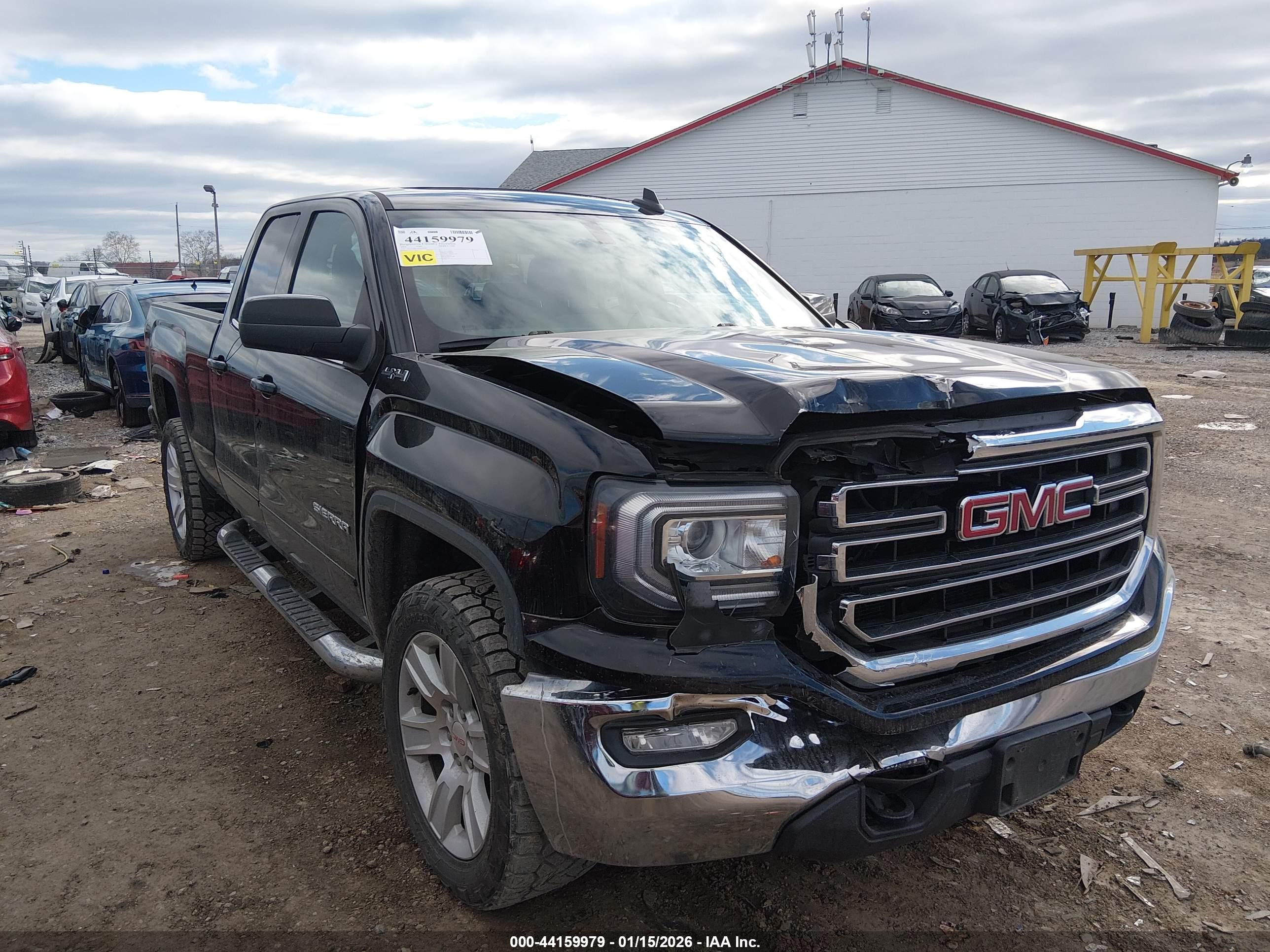 GMC SIERRA image 6