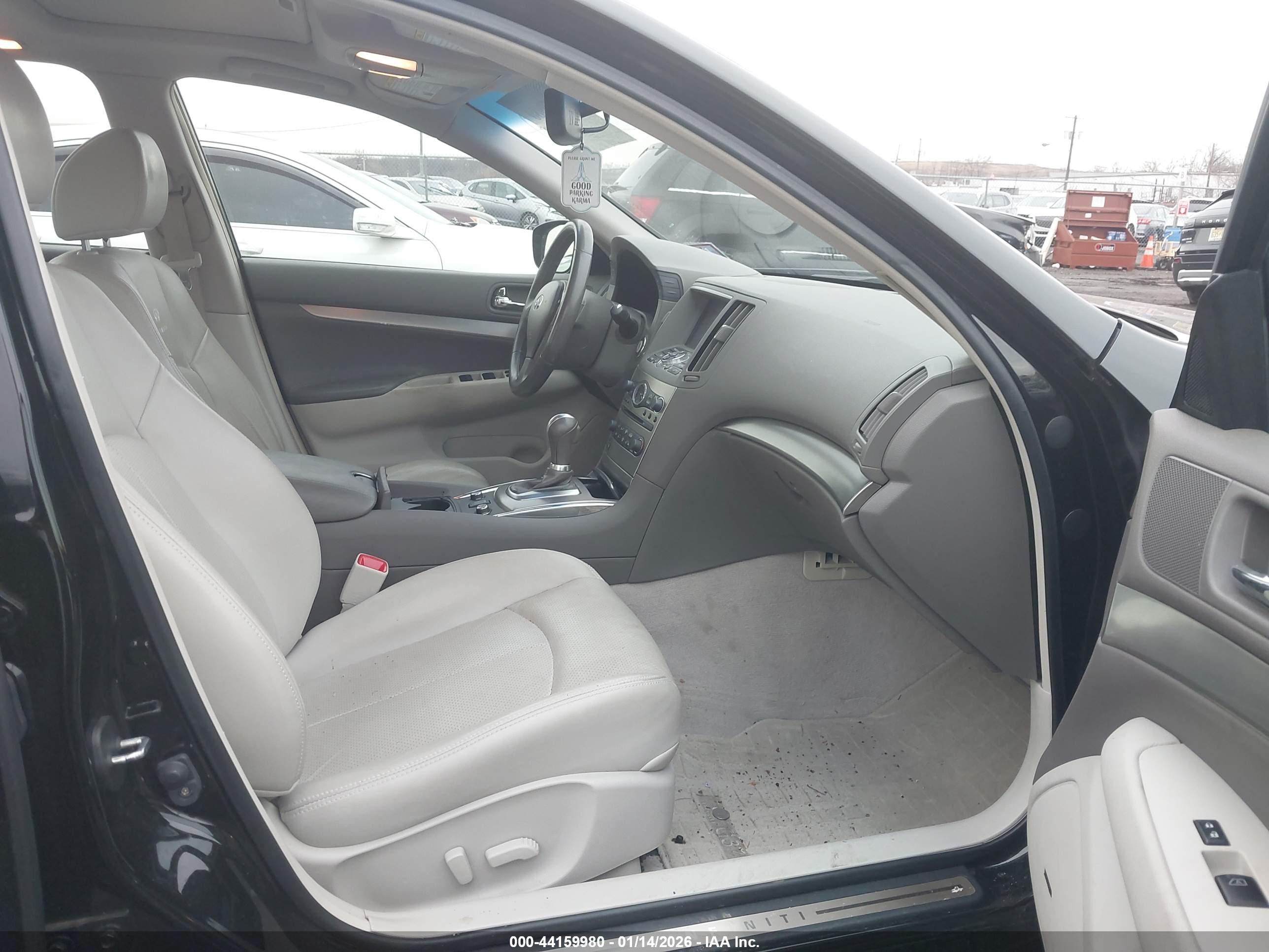 INFINITI G37X image 5