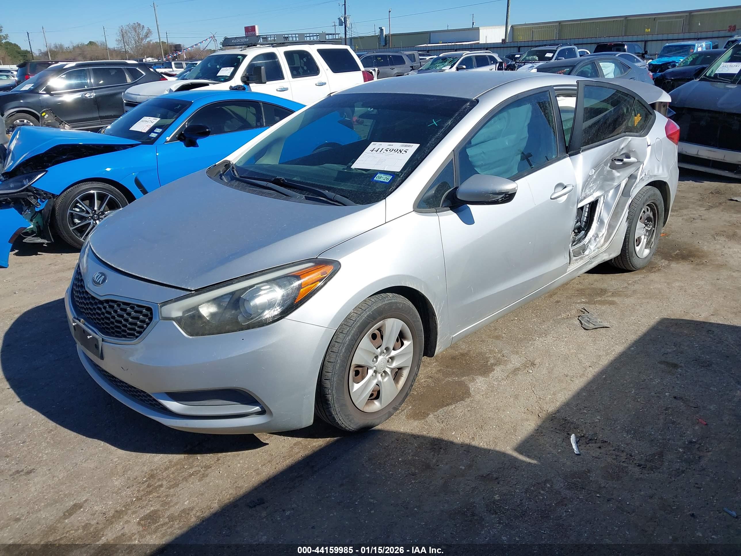 KIA FORTE image 2